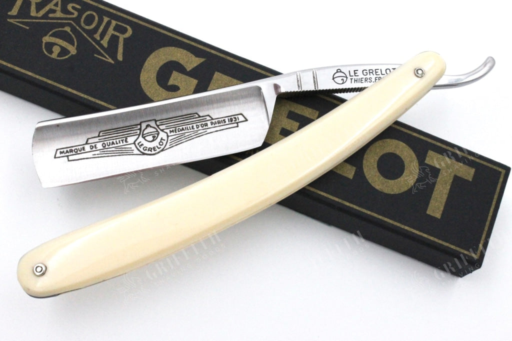 Le Grelot Medaille d'or Paris 1931 by Thiers Issard 6/8 Black Scales -  Full Hollow Ground Straight Razor