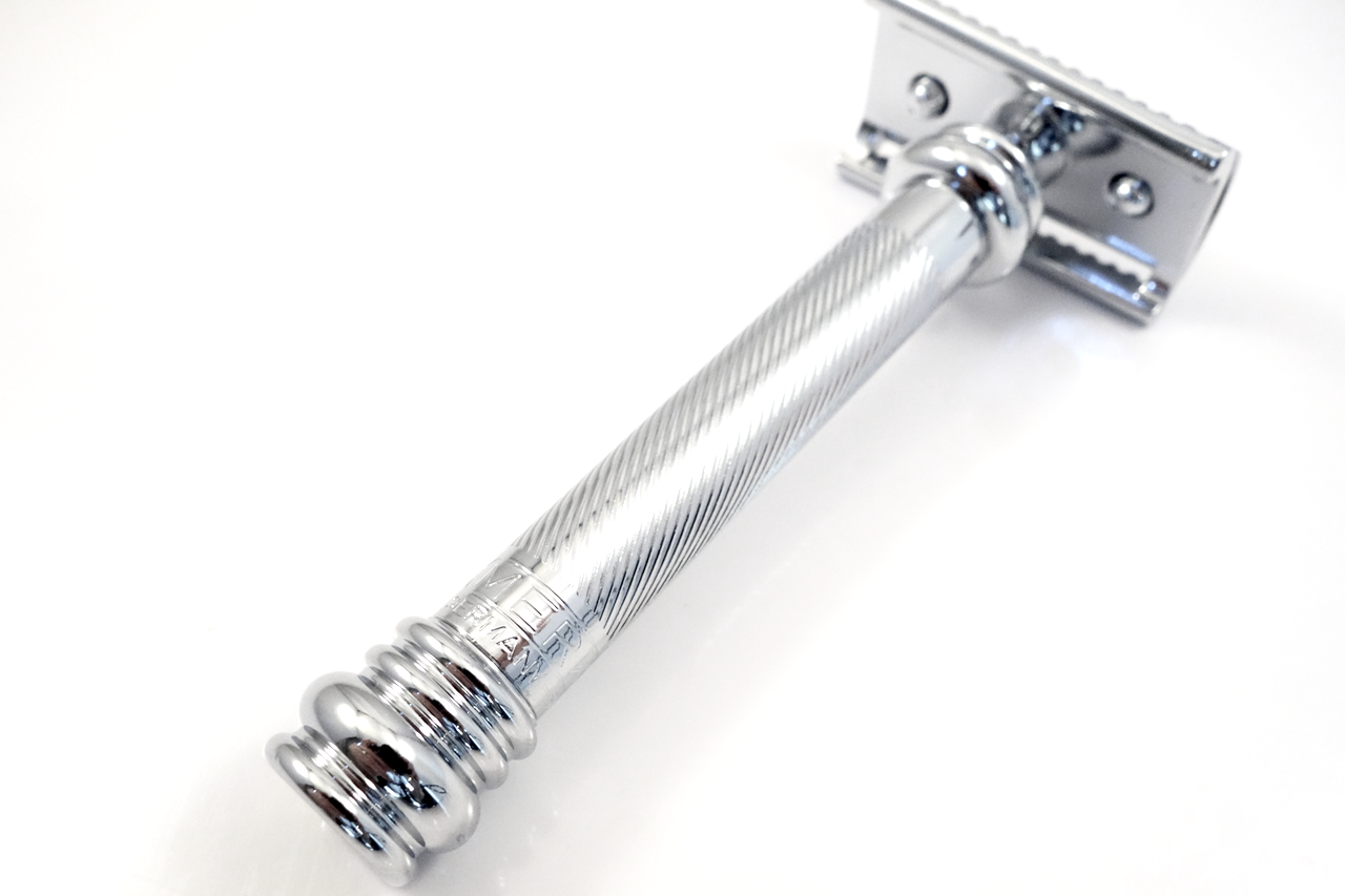 Merkur 39C Slant Bar Heavy Duty Chrome Safety Razor with Barber Pole Handle