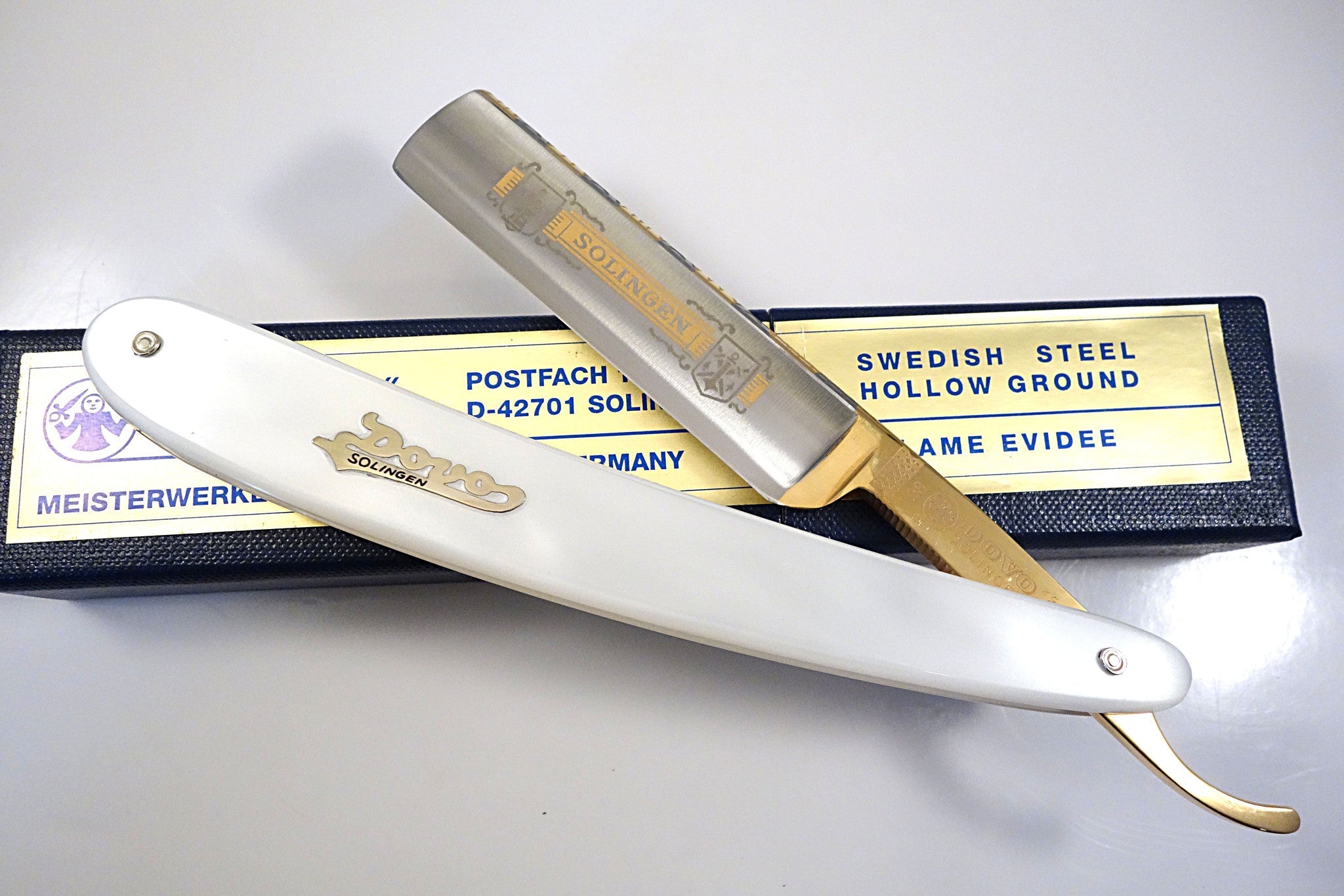 Dovo "Pearl" 5/8 Full Hollow Solingen Straight Razor