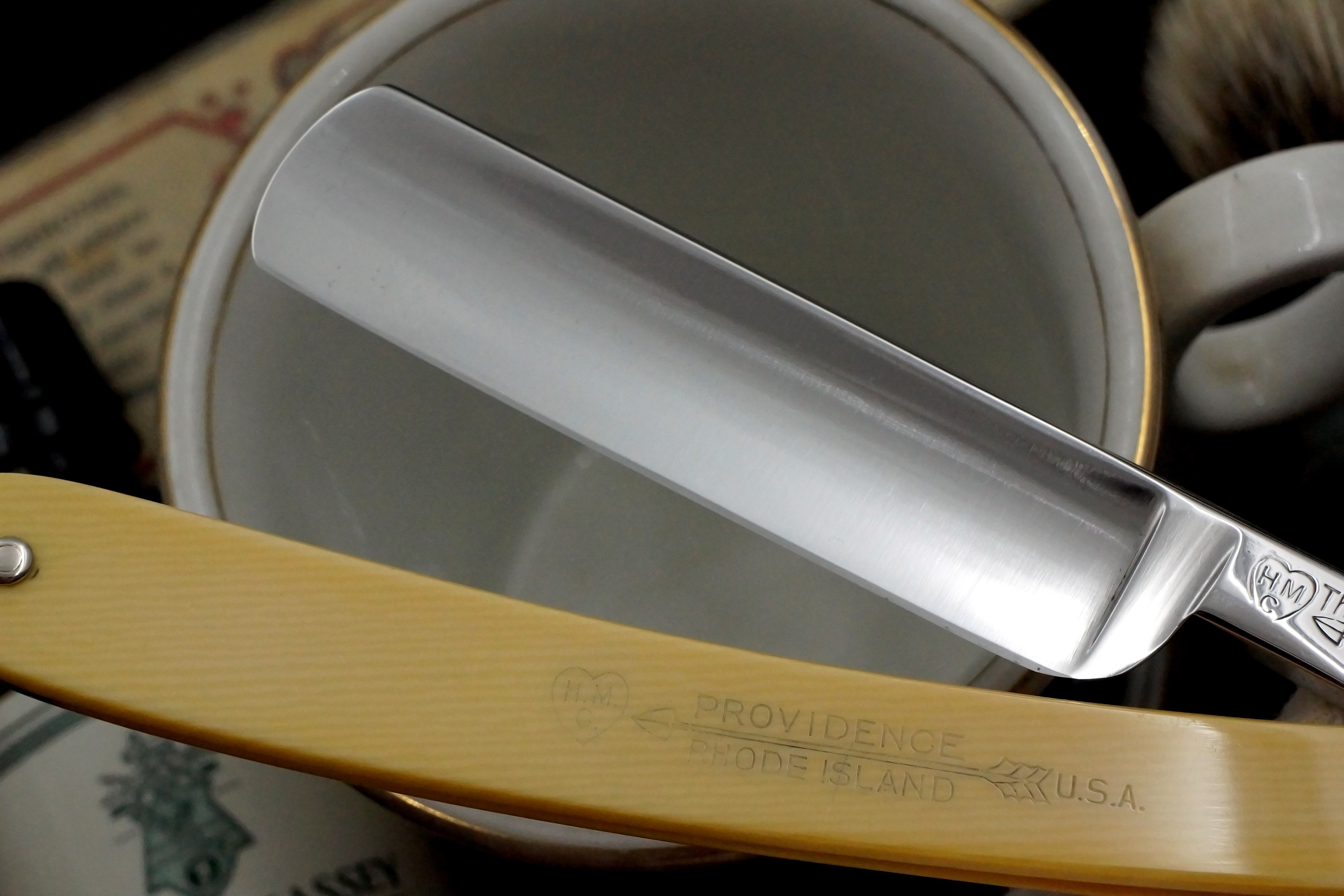 HMC "Bossing Razor" 6/8 Full Hollow - Excellent + American Straight Razor - Shave Ready