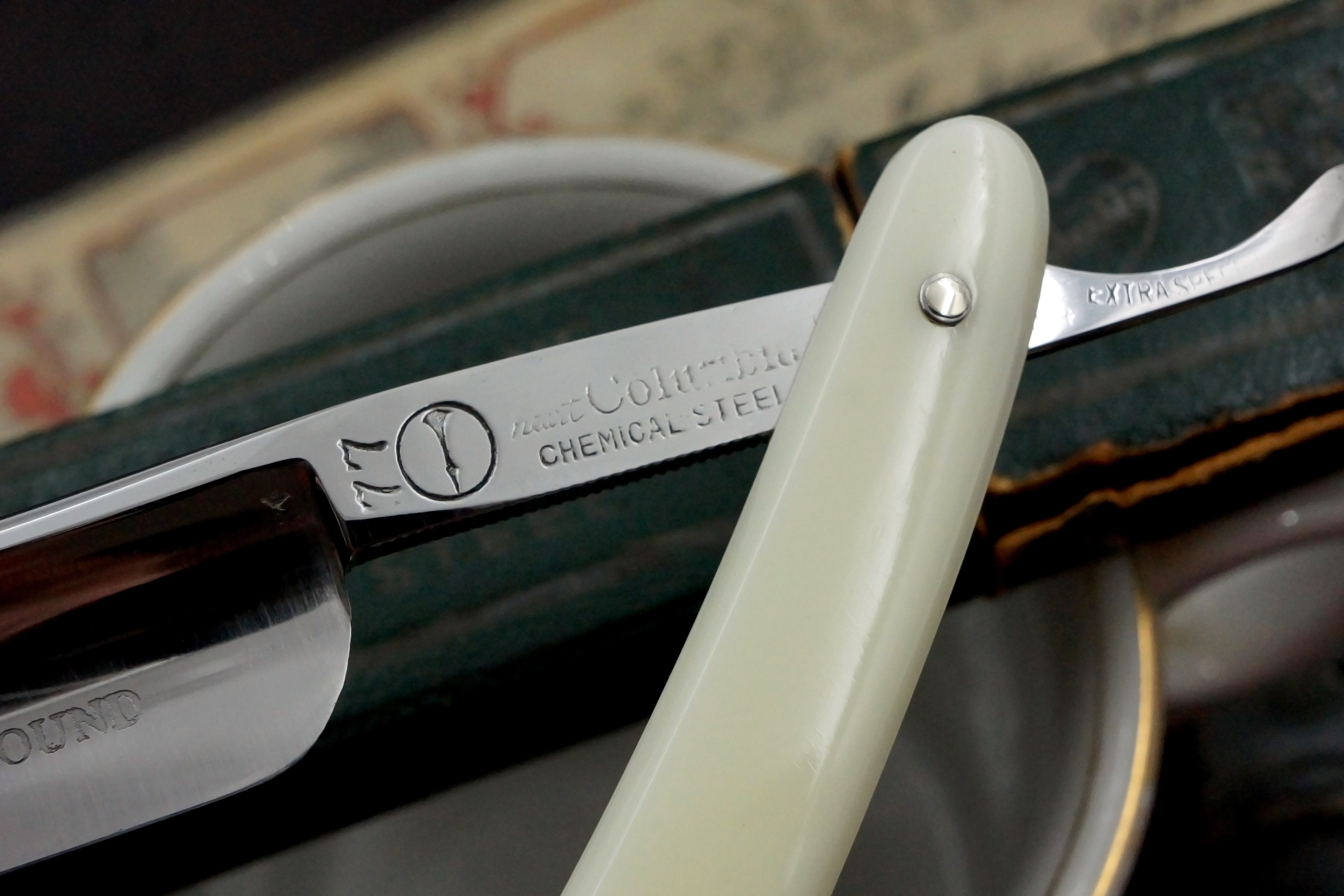 Heart Columbia Excellent Fancy Fully Restored - 6/8 Vintage Japanese Straight Razor - Shave Ready