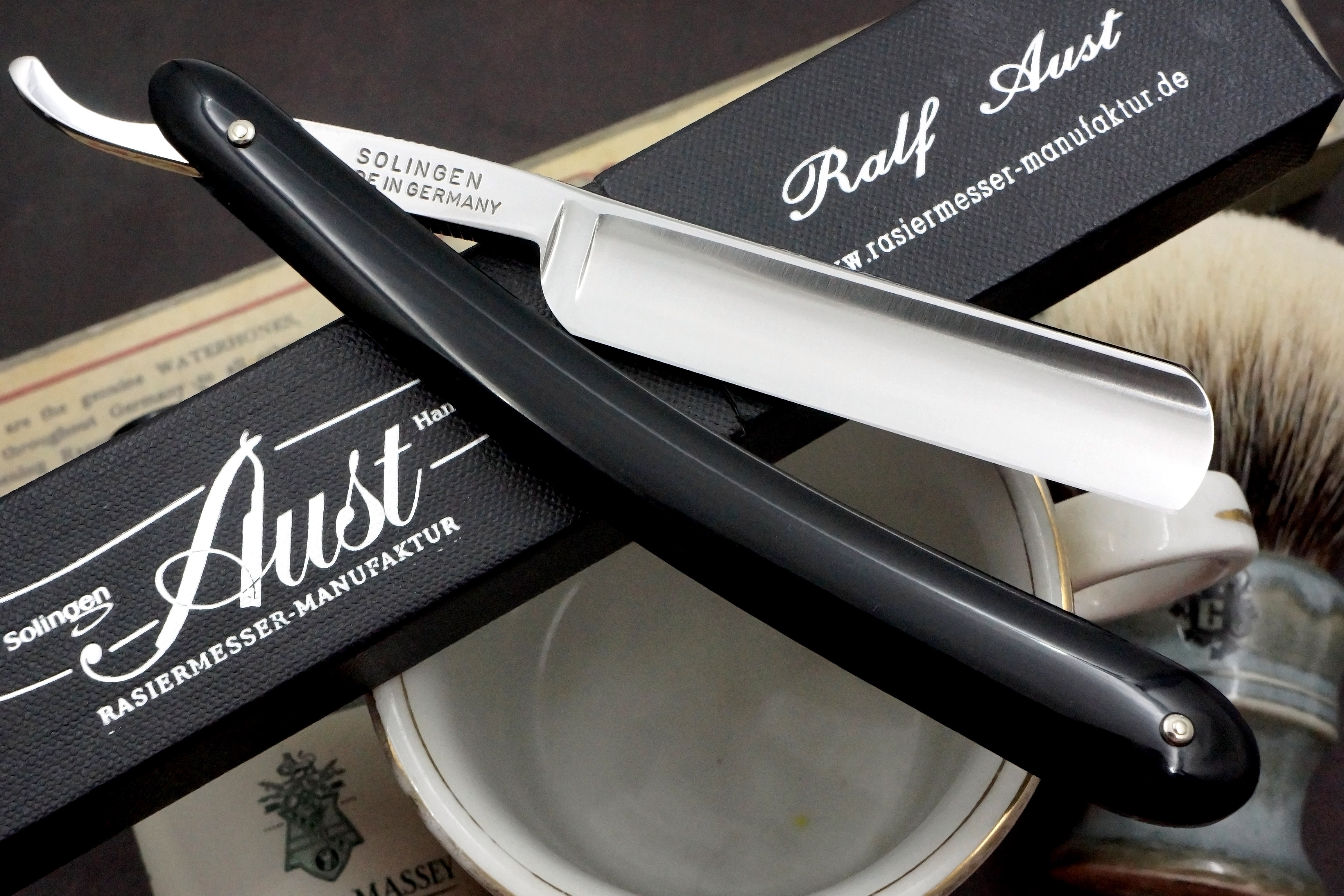 Ralf Aust 5/8 Full Hollow Blade with Black Scales - Preowned Solingen Straight Razor - Shave Ready