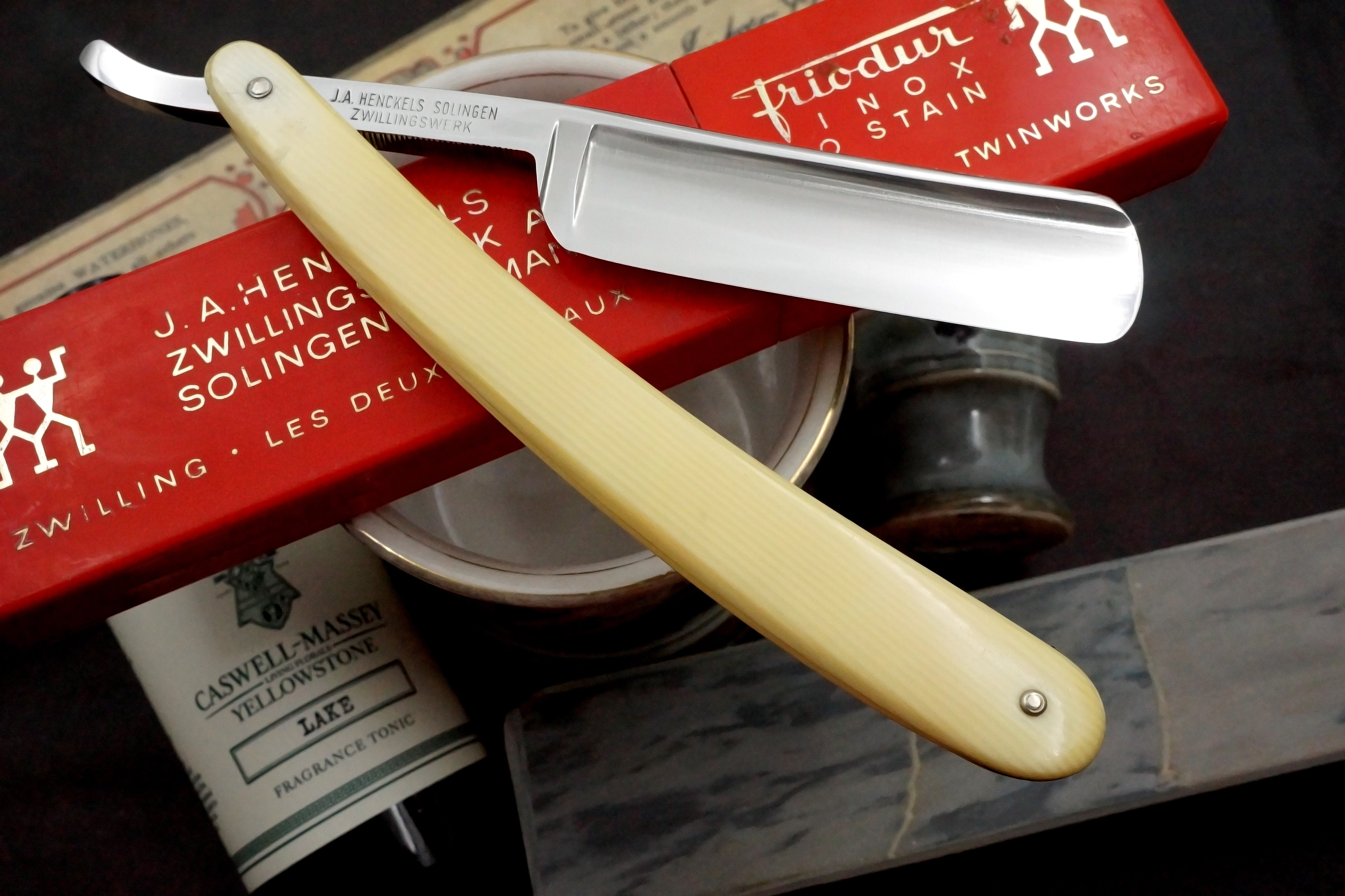 Henckels Friodur 6/8 No. 72 1/2 - Excellent Stainless Steel Etched Full Hollow - Solingen Straight Razor - Shave Ready