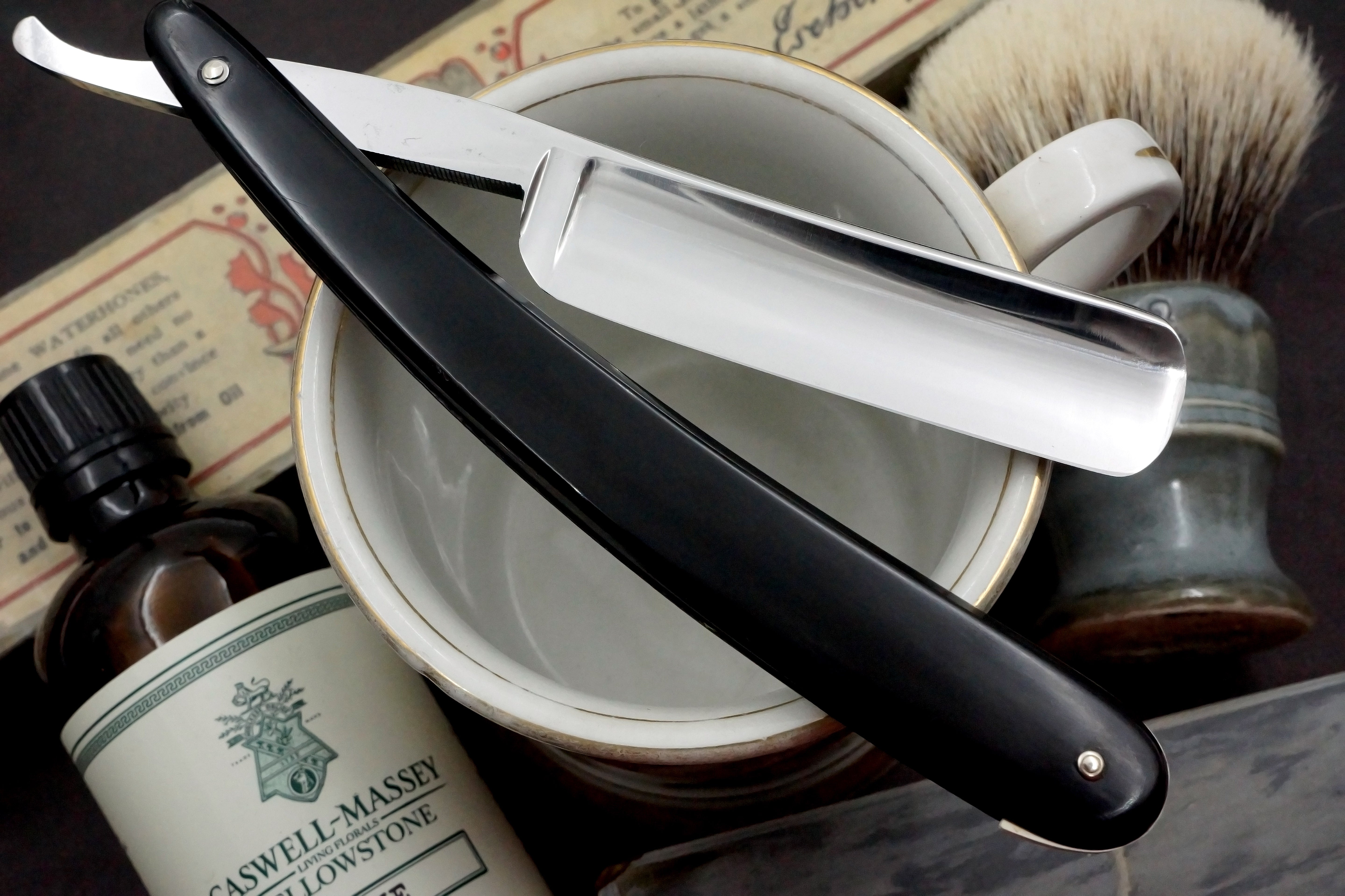 Henckels 6/8 No. 72 1/2 - Excellent Full Hollow - Solingen Straight Razor - Shave Ready