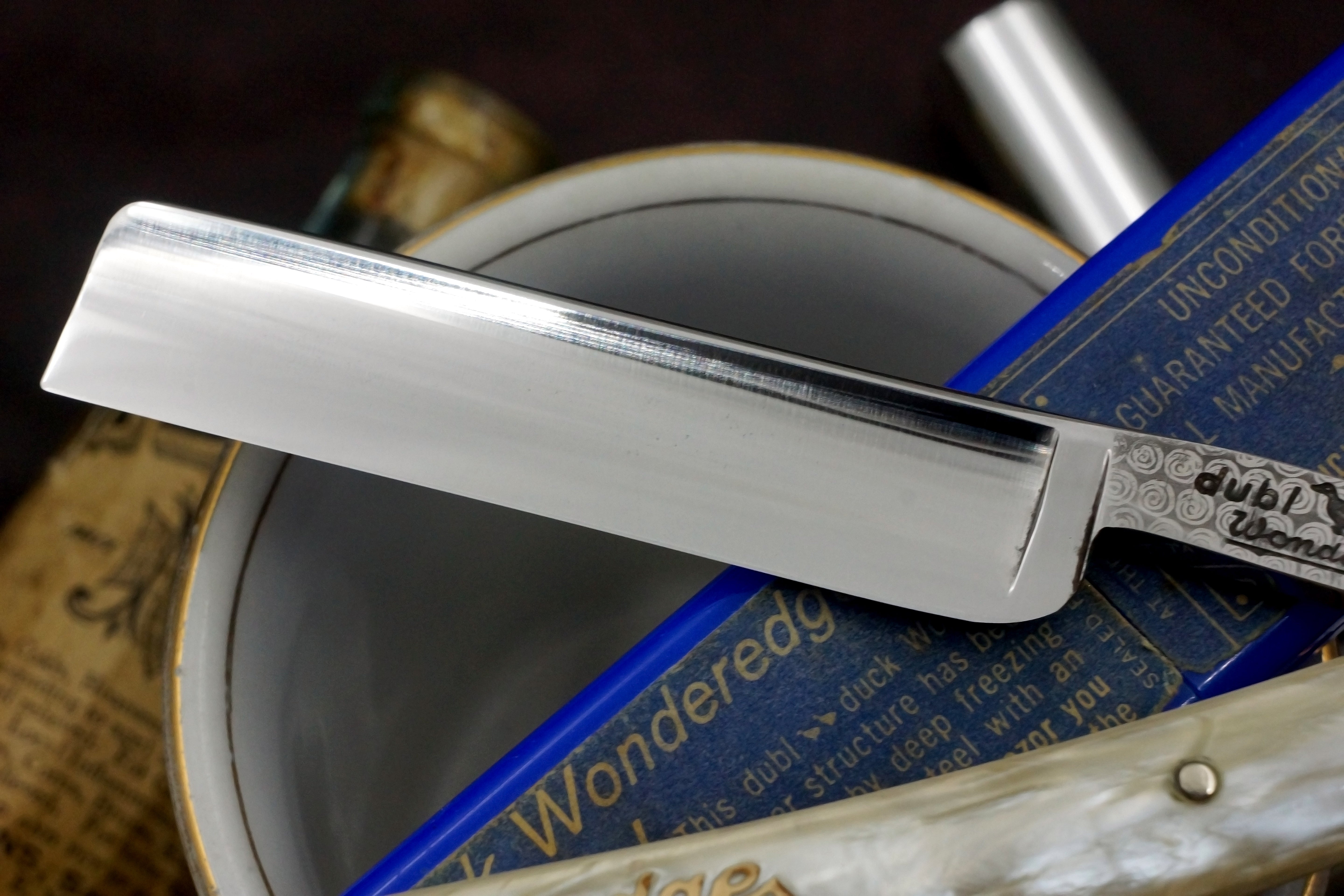 Dubl Duck Wonderedge 9/16 Blade Cracked Ice Scales - Near Mint Vintage Solingen Straight Razor - Shave Ready