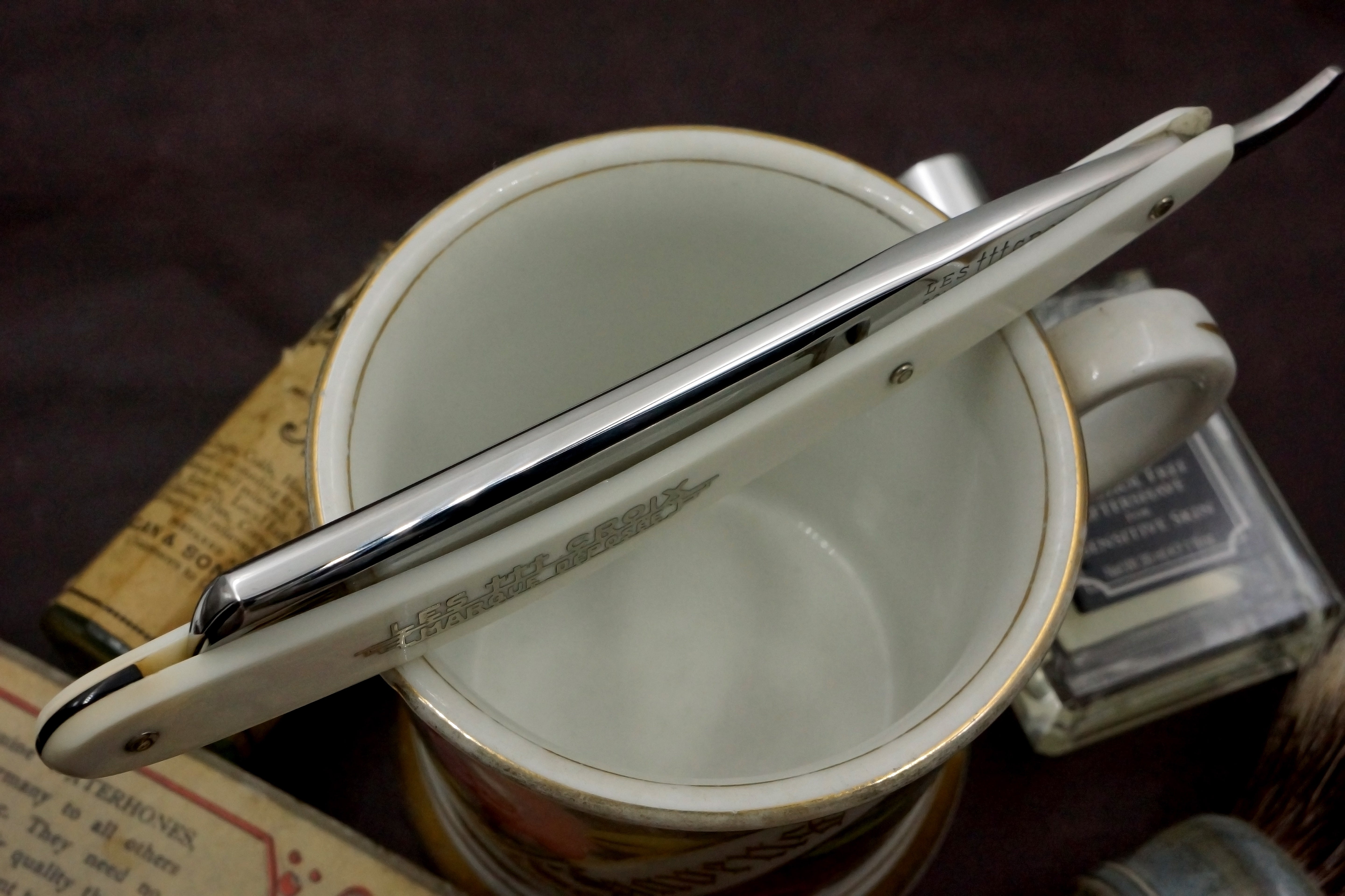 Les Croix - Near Pristine 13/16 Full Hollow Blade - Solingen Vintage Straight Razor - Shave Ready