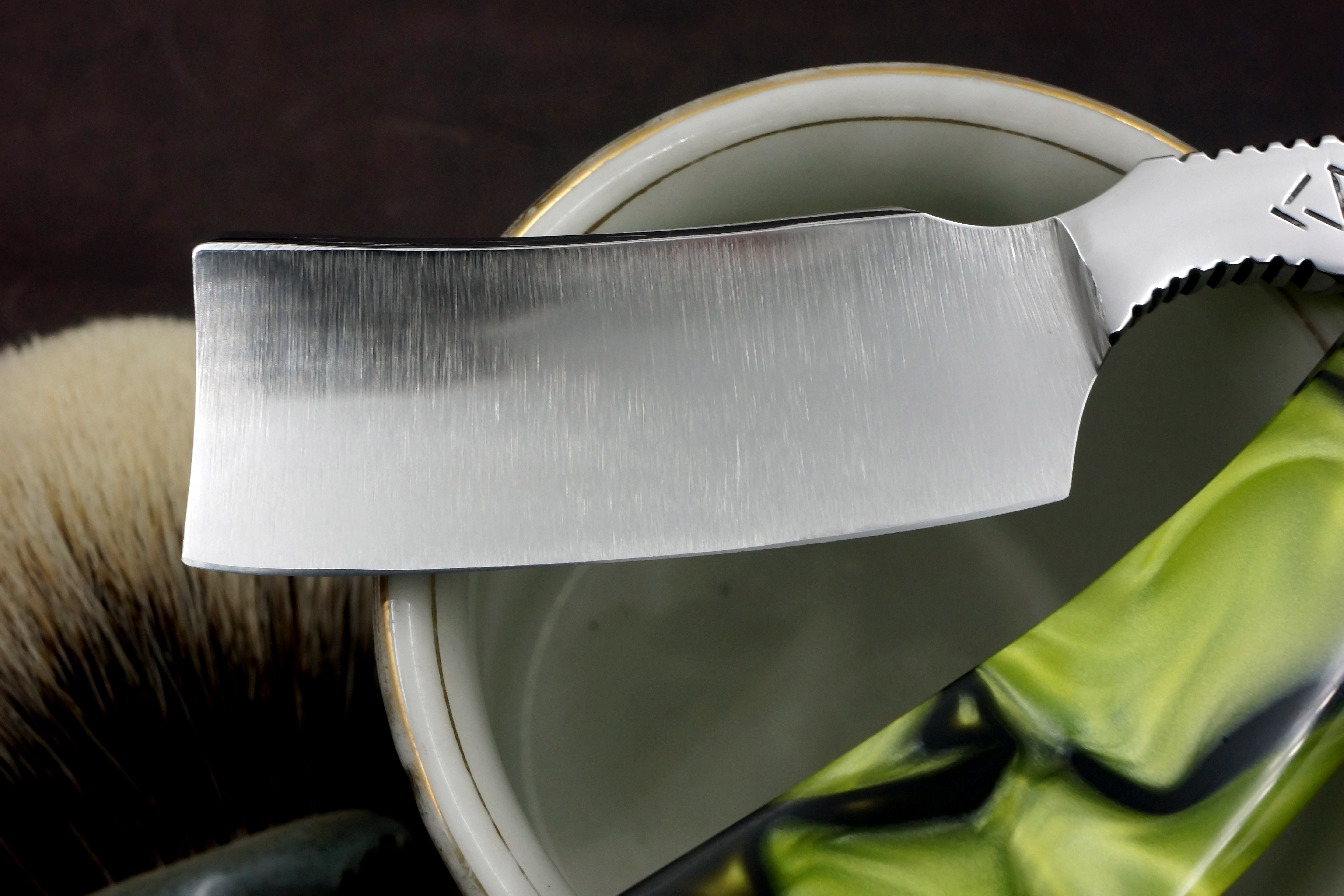 Snail Forge 8/8 Quarter Hollow Blade with Fancy Grind - Preowned Custom Straight Razor - Shave Ready