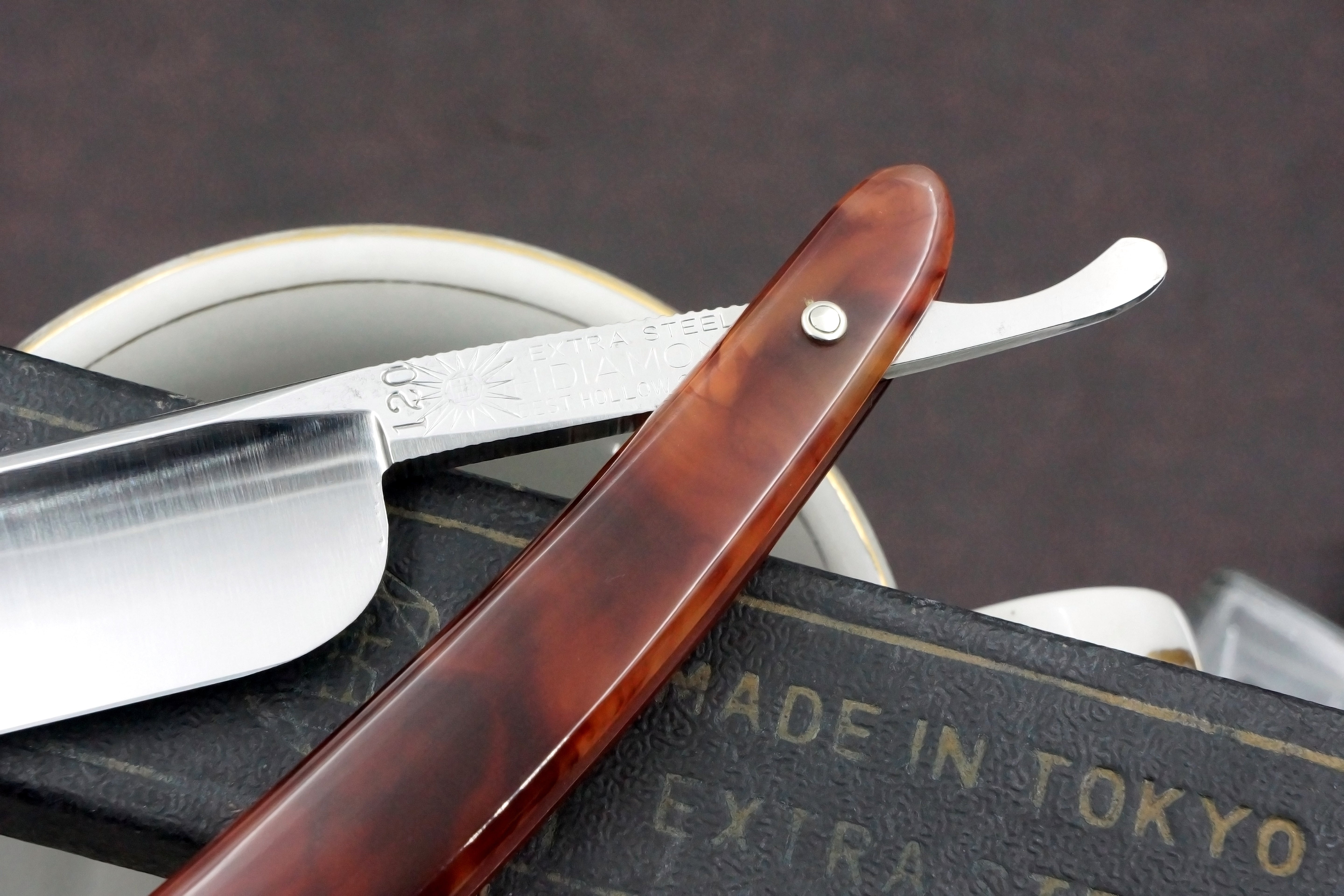 Diamond Hayashi No.120 Near Pristine - 6/8 Quarter Hollow Japanese Straight Razor - Shave Ready