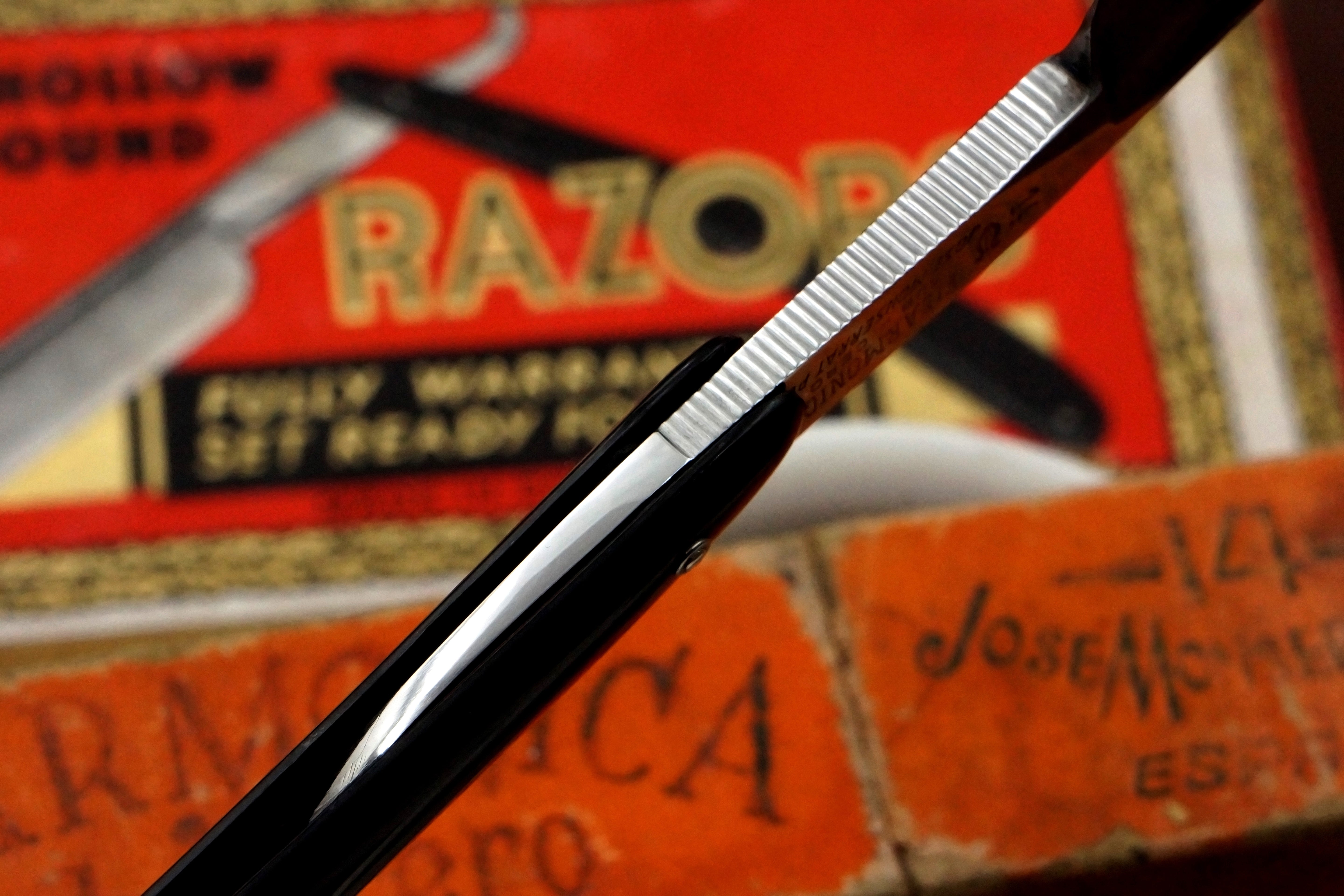 Rasoir droit espagnol vintage Filarmonica JMP Sub Cero No. 14 15/16" à lame entièrement creuse - Presque impeccable - Prêt à raser 