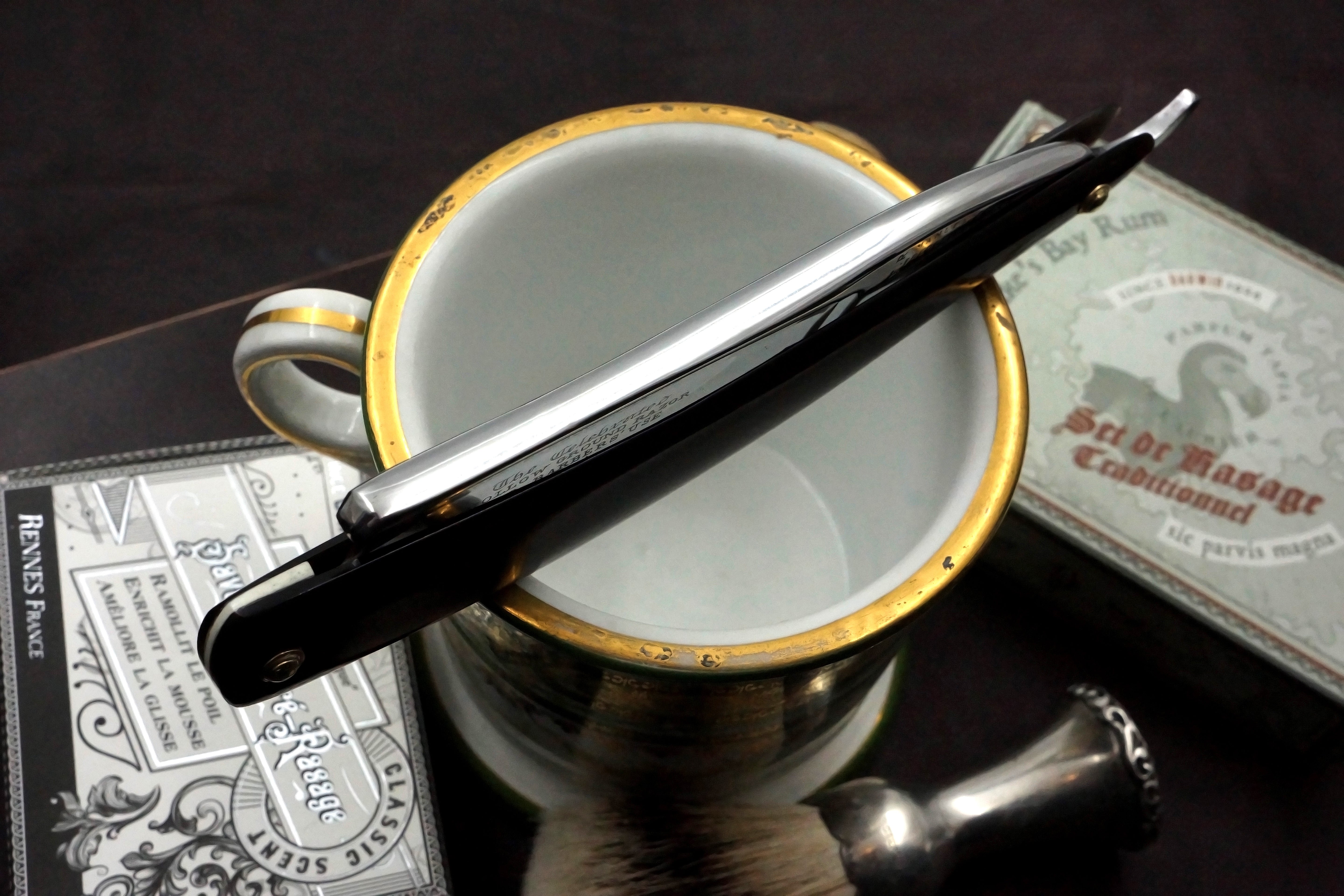 Frederick Reynolds Celebrated Hollow Ground For Barbers Use - 1" Blade with Custom Horn Scales -  Sheffield Straight Razor - Shave Ready