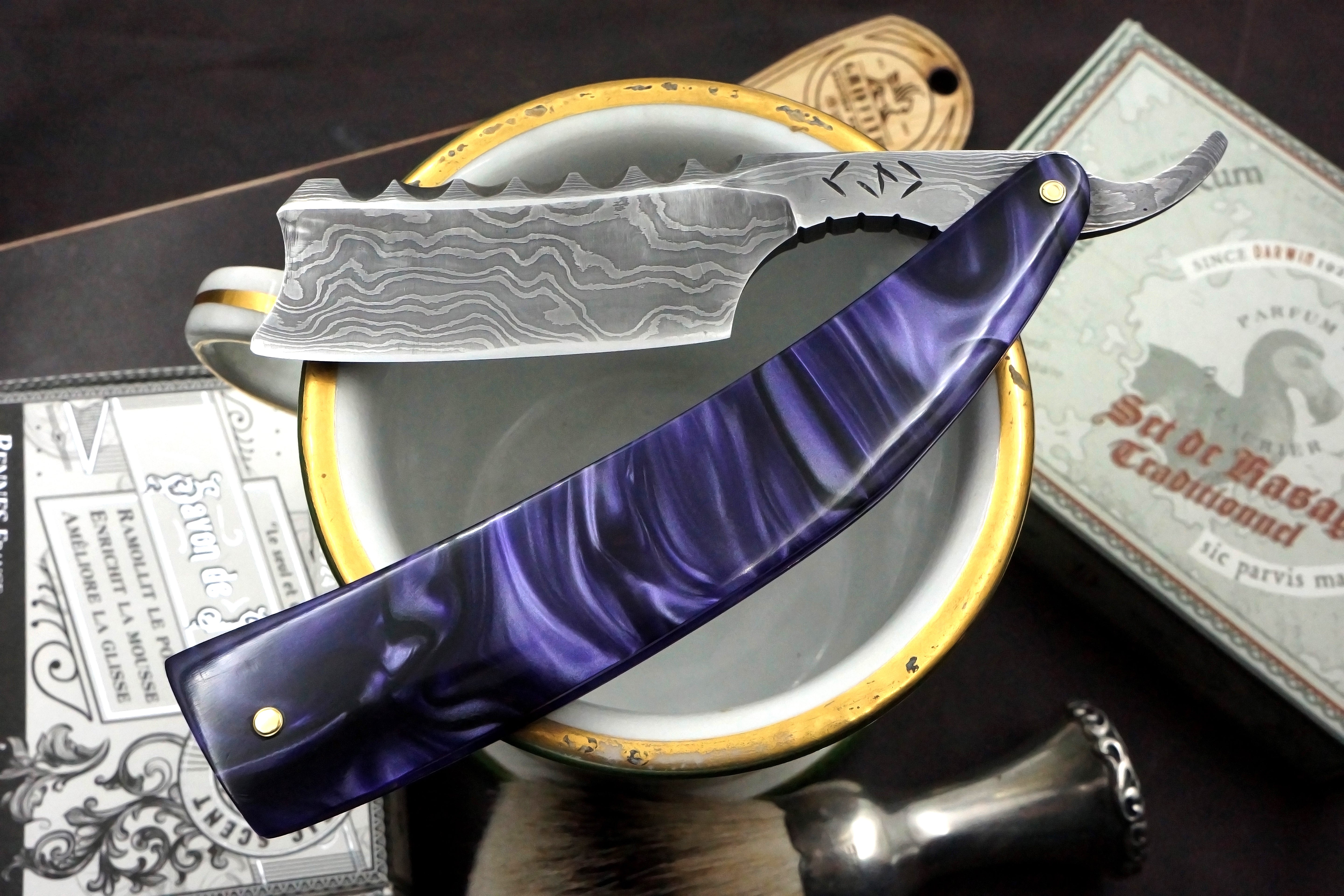 Snail Forge 7/8 Damascus Steel Near Wedge Blade - Preowned Custom Straight Razor - Shave Ready