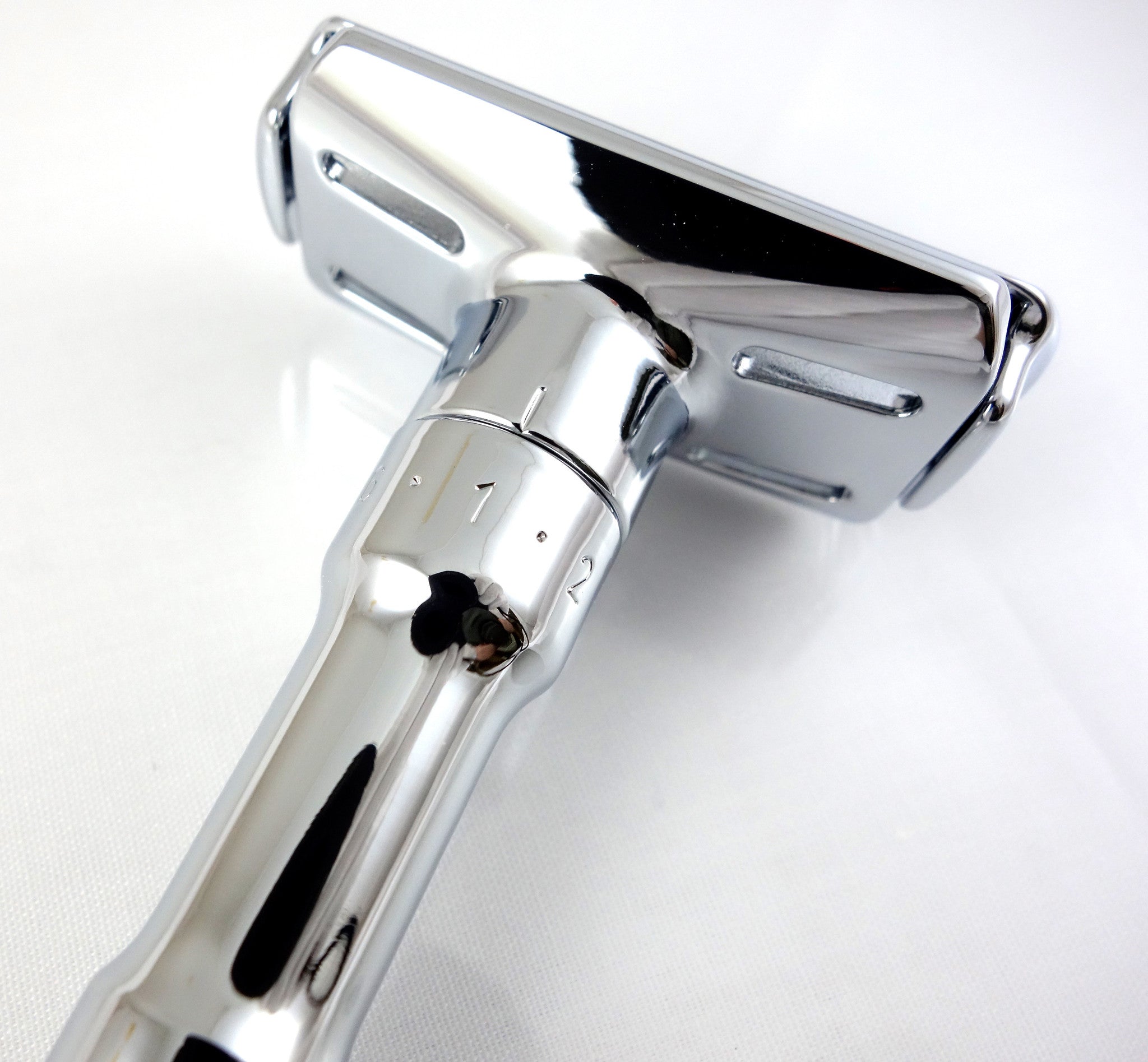 Merkur Futur Chrome Adjustable Double Edge Safety Razor