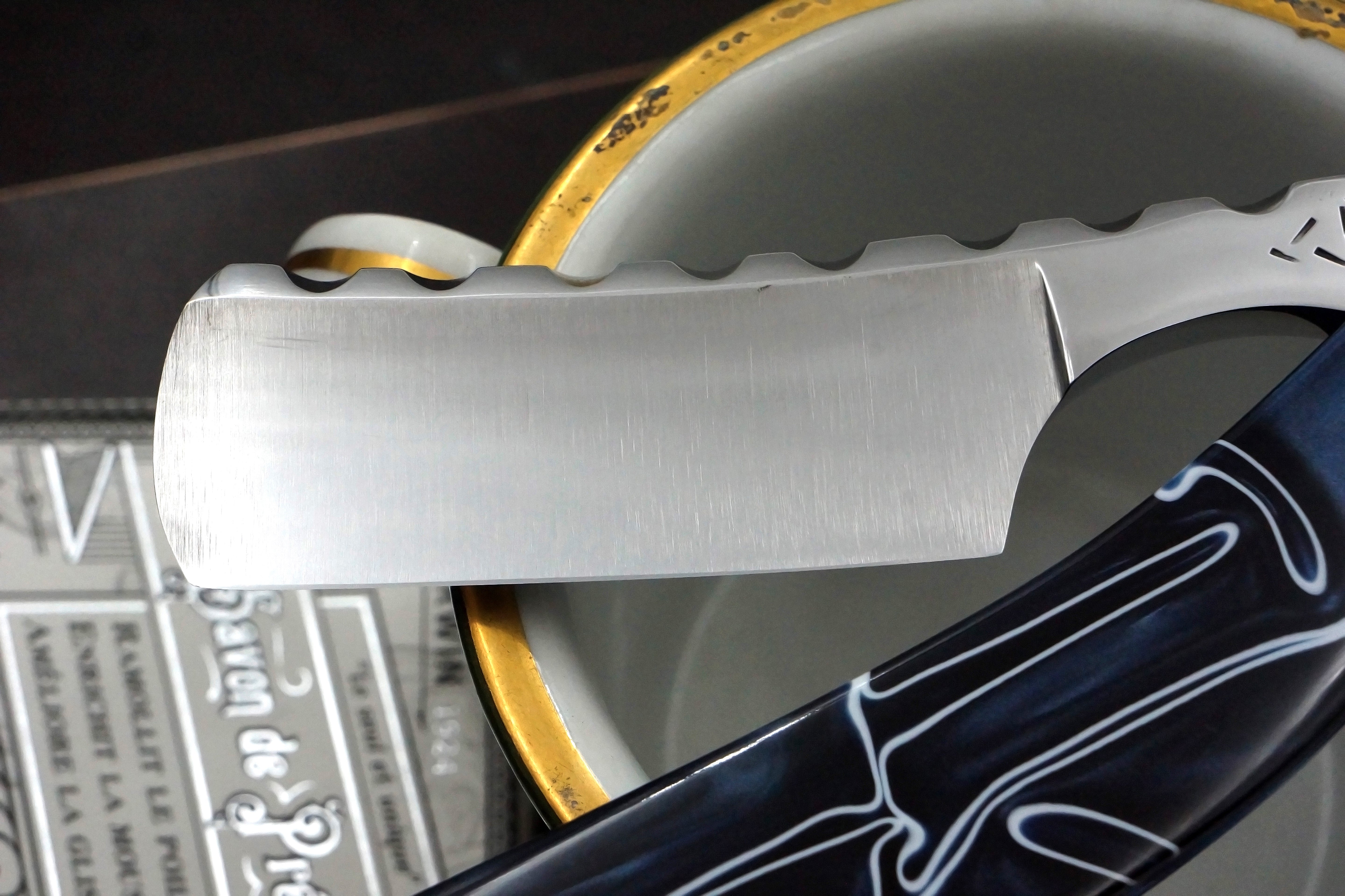 Snail Forge 8/8 Quarter Hollow Blade with Fancy Grind - Preowned Custom Straight Razor - Shave Ready