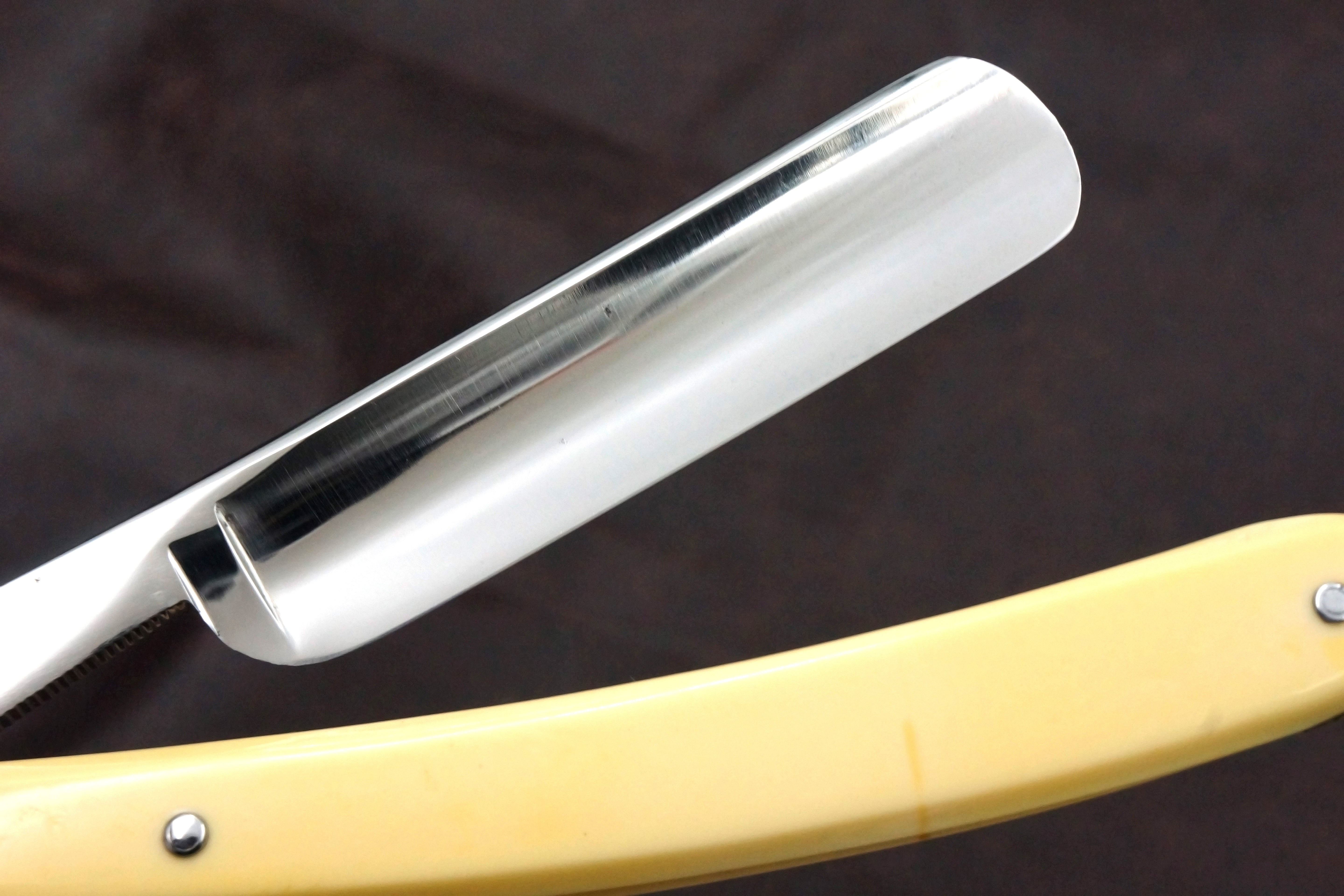 Tennis No. 80 - 11/16 Full Hollow Blade - Excellent Restored Vintage Solingen Straight Razor - Shave Ready