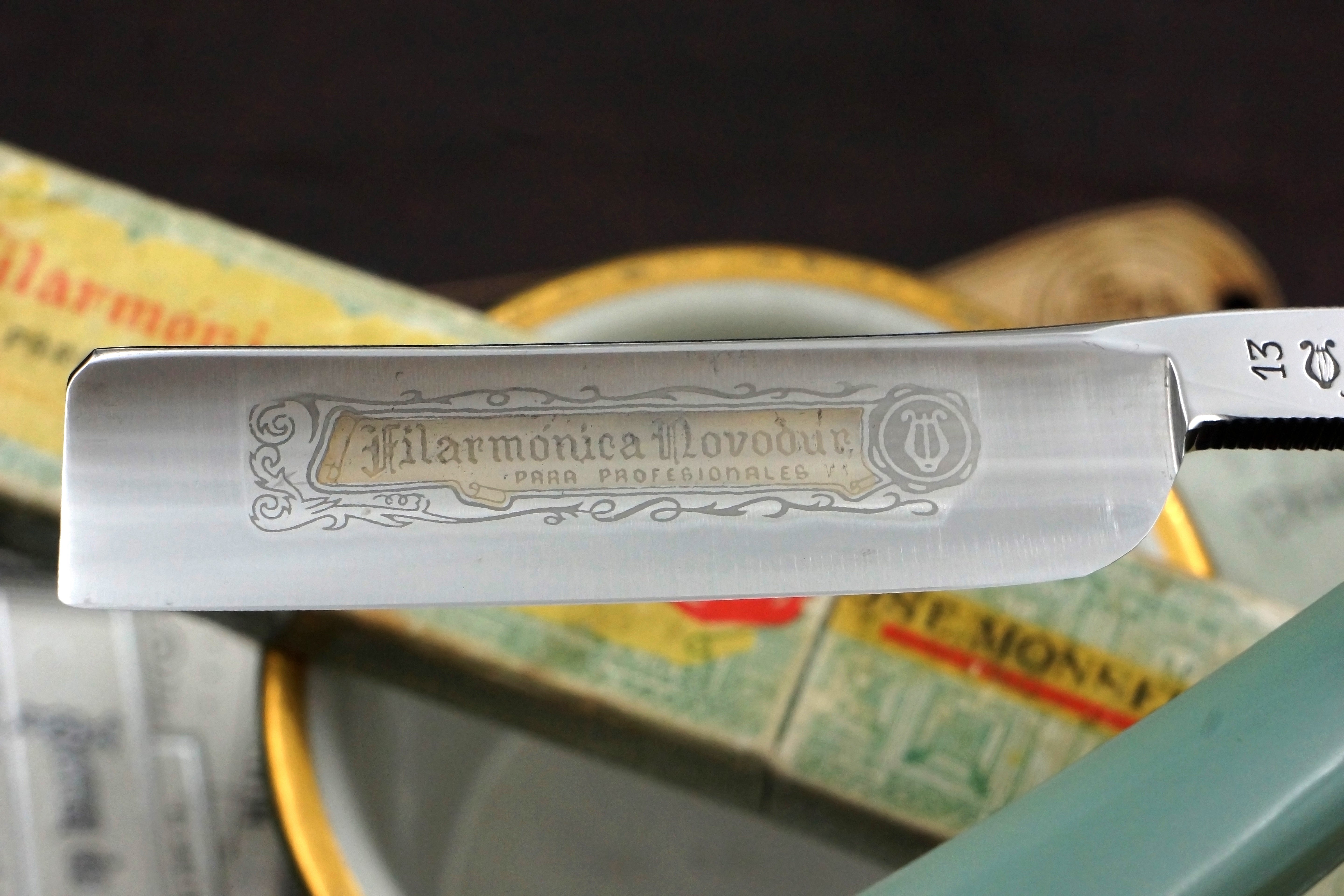 Filarmonica Novodur JMP No. 13 6/8 Full Hollow Blade - Excellent Vintage Spanish Straight Razor - Shave Ready