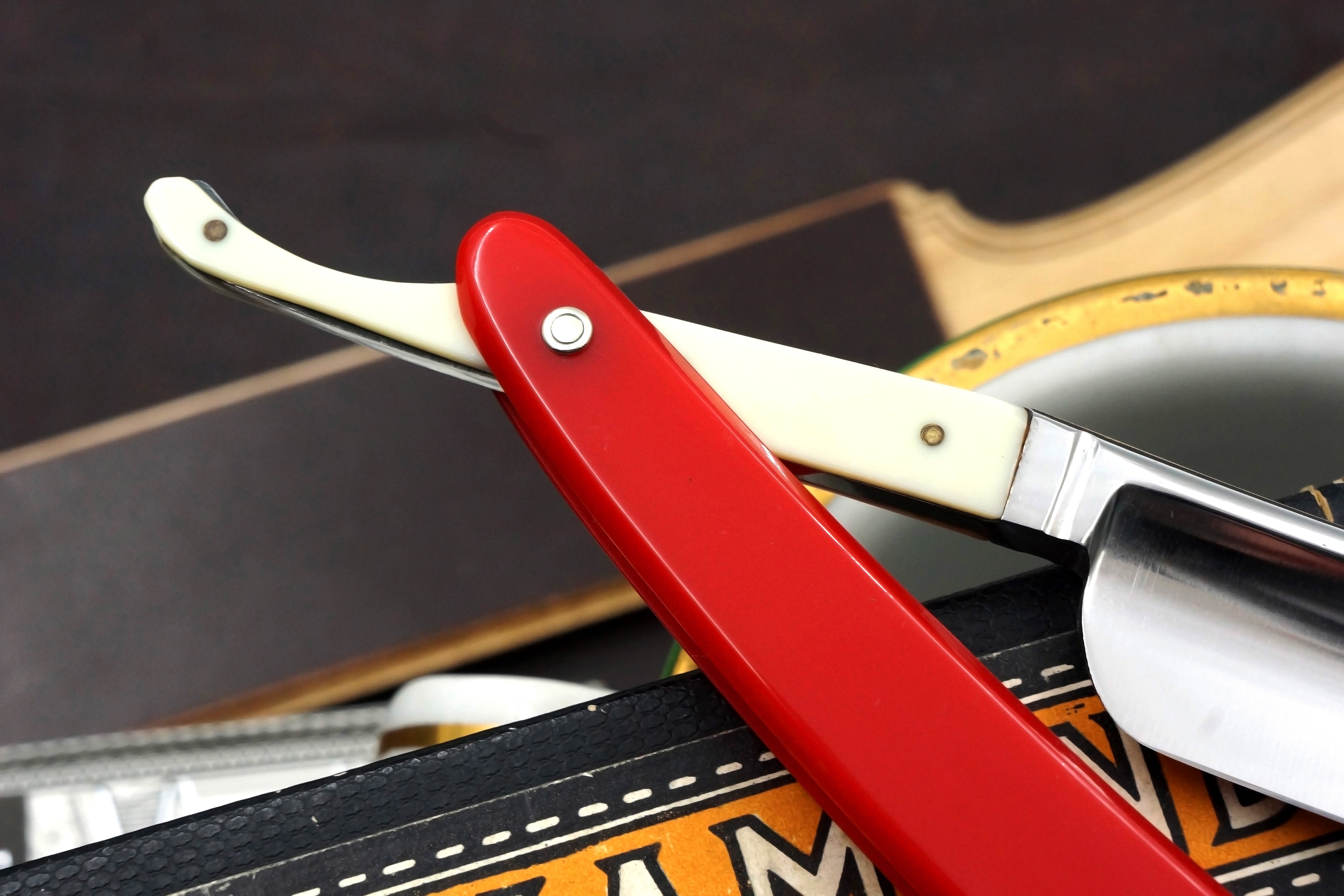 H. Diamond & Co. 1072 Very Fancy Clad Tang - 6/8 Near Pristine Vintage Japanese Straight Razor - Shave Ready