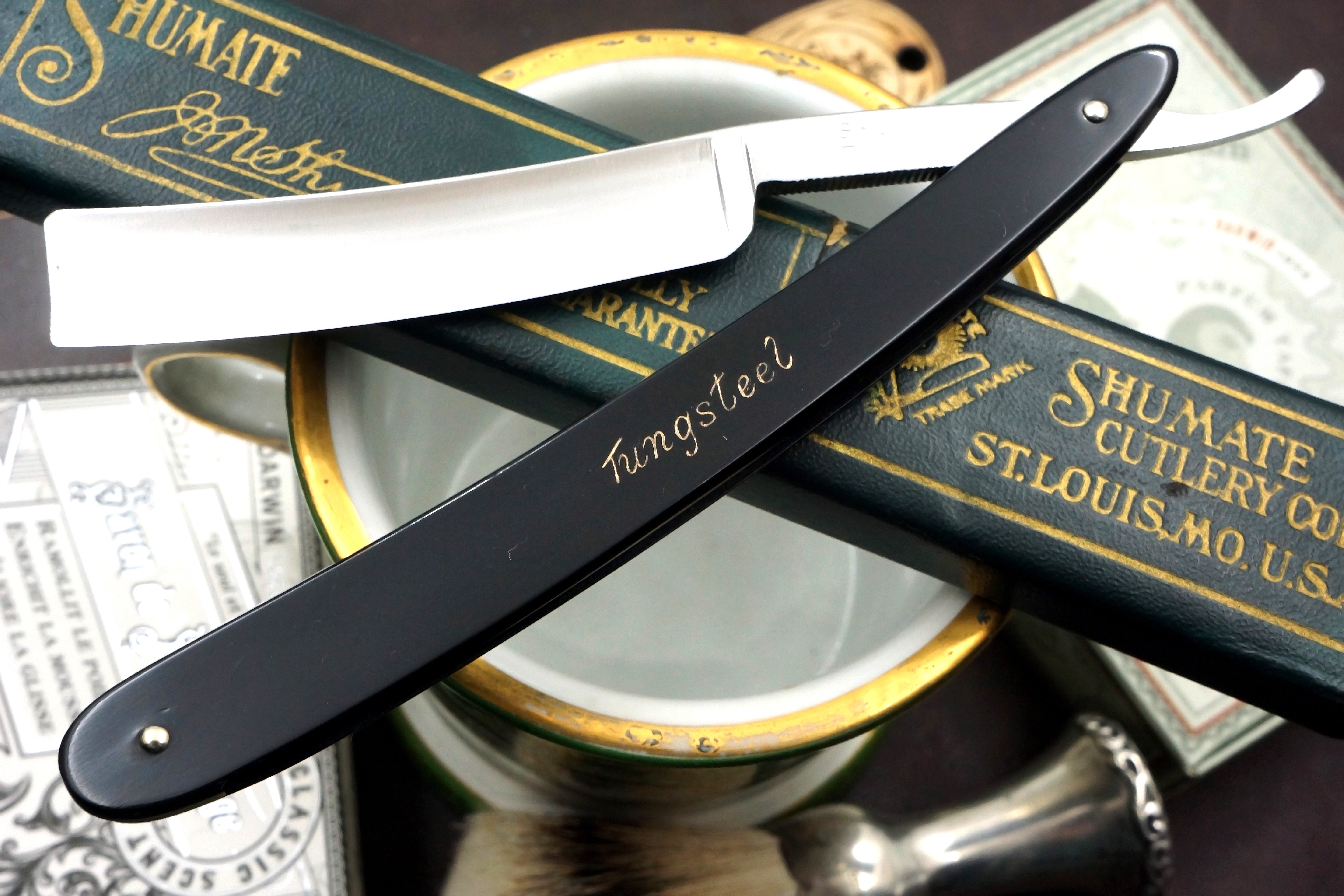 Shumate Cutlery Co. Tungsteel- 9/16 Like New Vintage St. Louis Straight Razor - Shave Ready