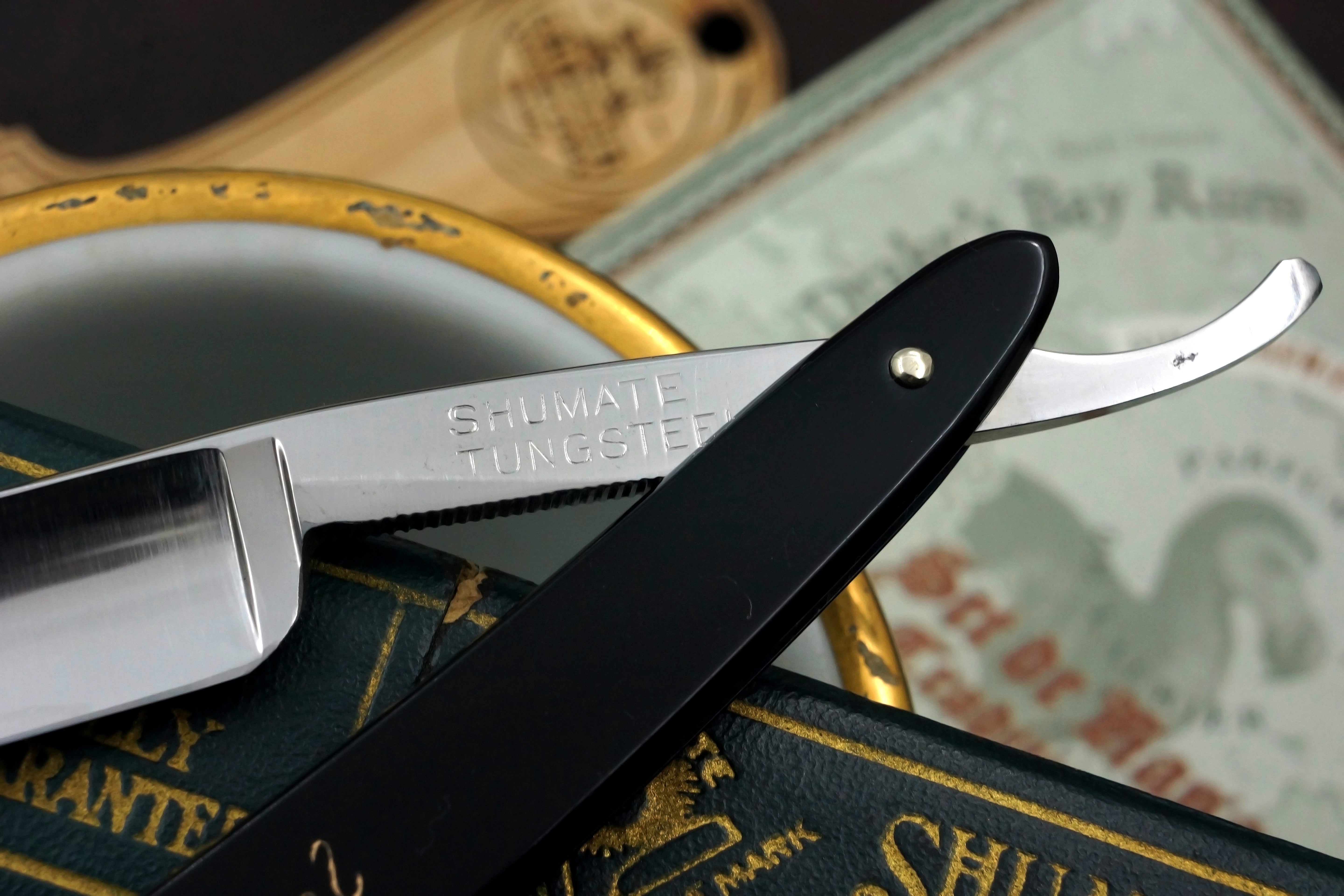 Shumate Cutlery Co. Tungsteel- 9/16 Like New Vintage St. Louis Straight Razor - Shave Ready