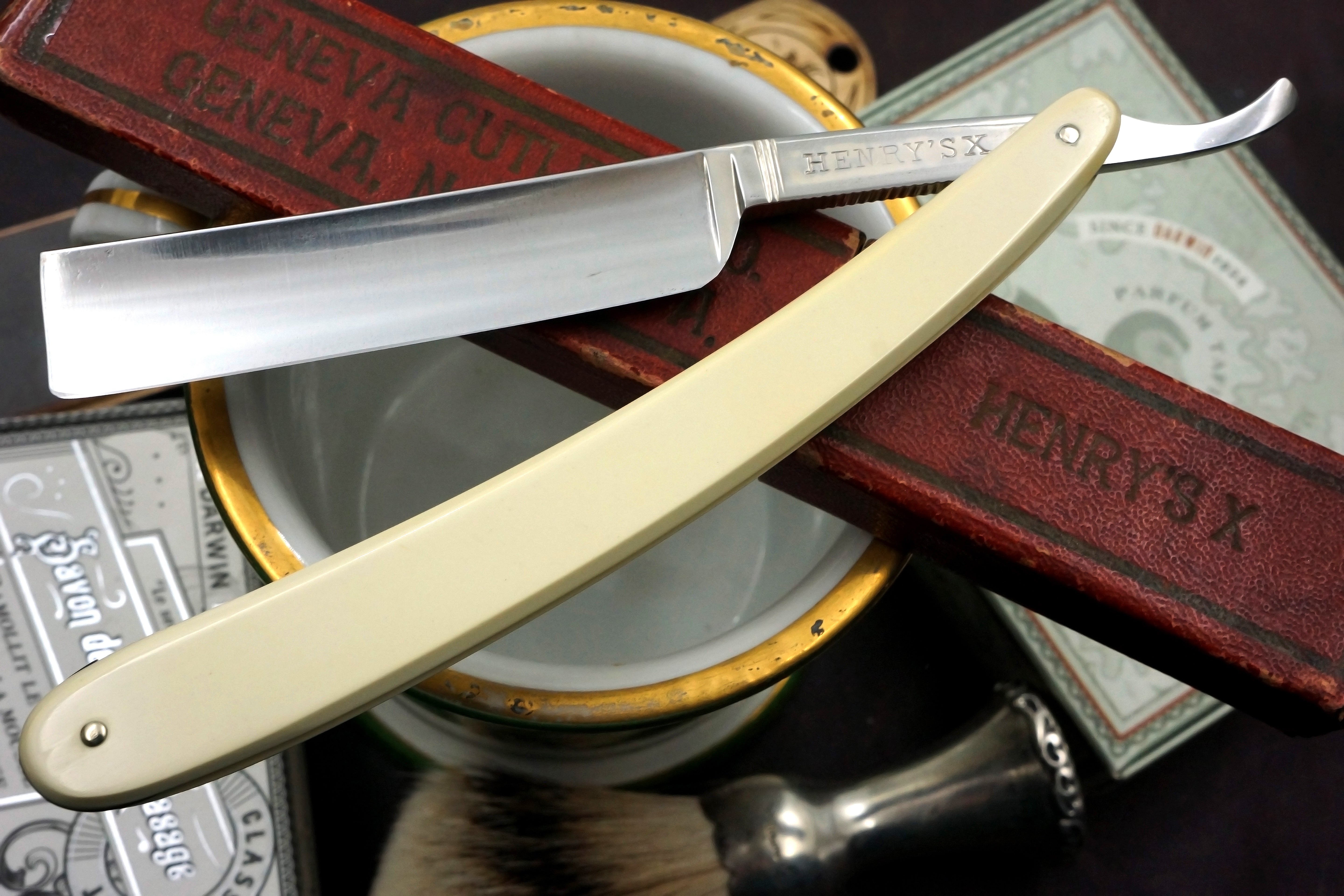 Genco Henry's X - Near Pristine 5/8 Blade - Vintage American Straight Razor - Shave Ready