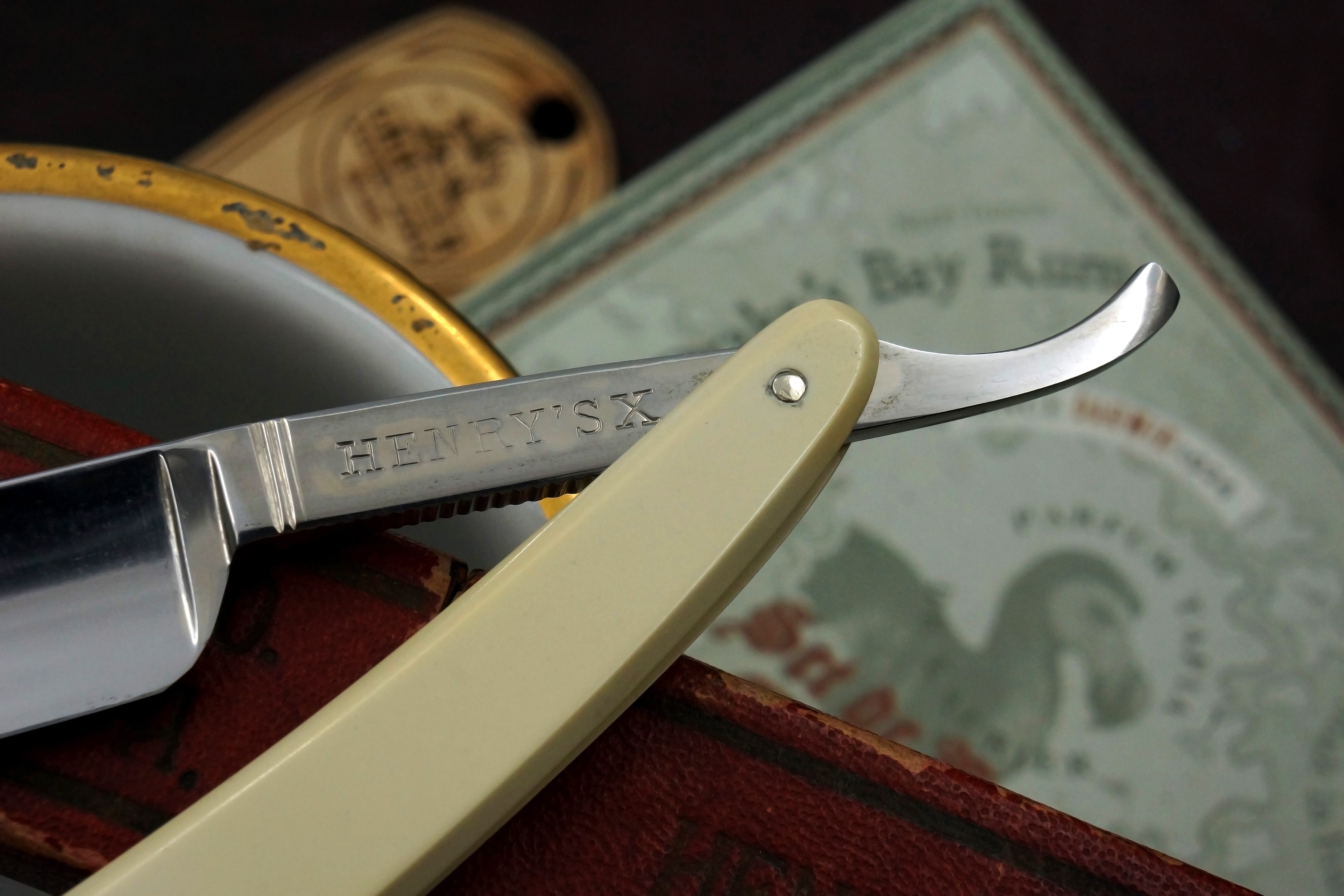 Genco Henry's X - Near Pristine 5/8 Blade - Vintage American Straight Razor - Shave Ready