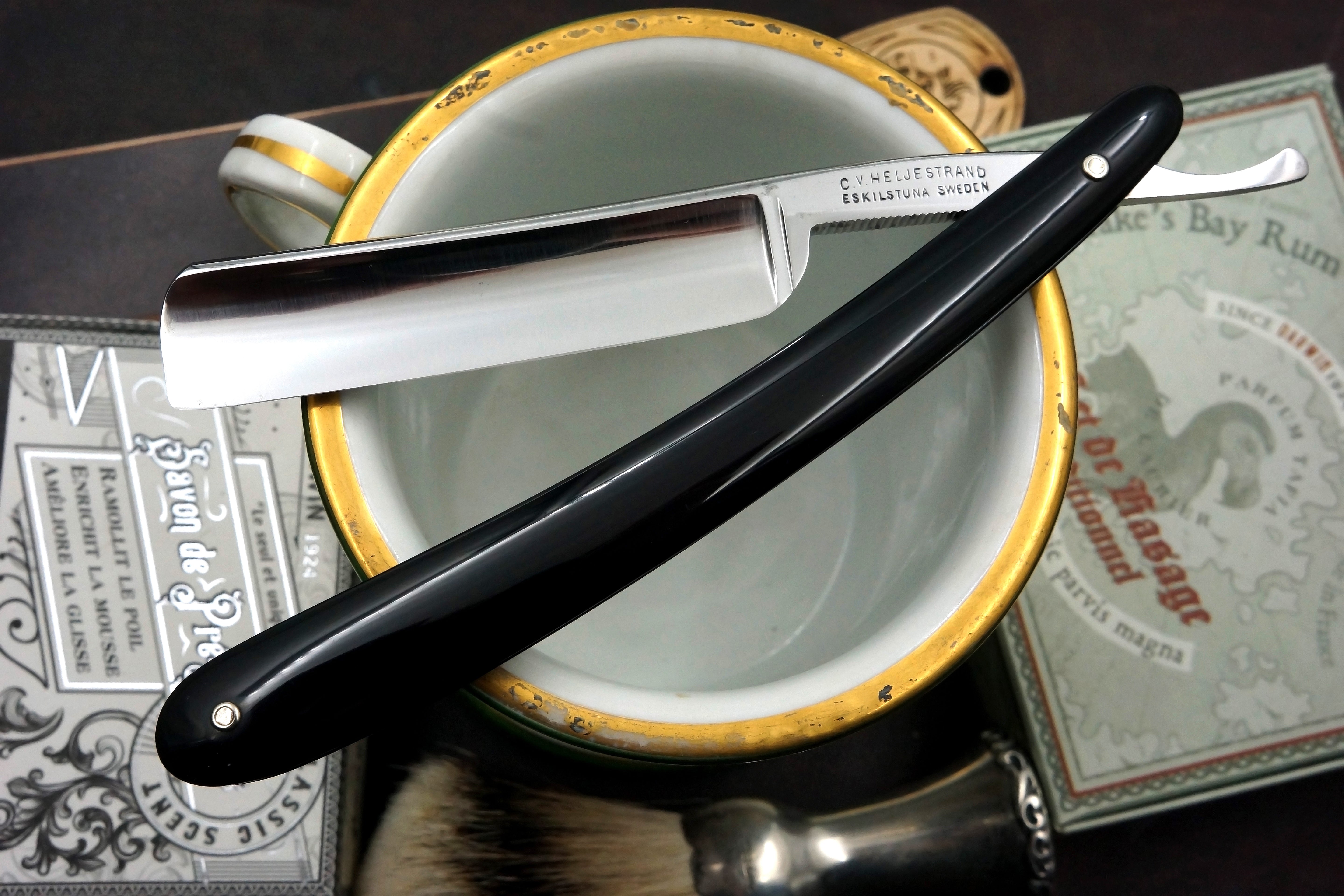 C.V. Heljestrand MK No.4 11/16 Blade - Excellent Restored Eskilstuna Sweden Straight Razor - Shave Ready