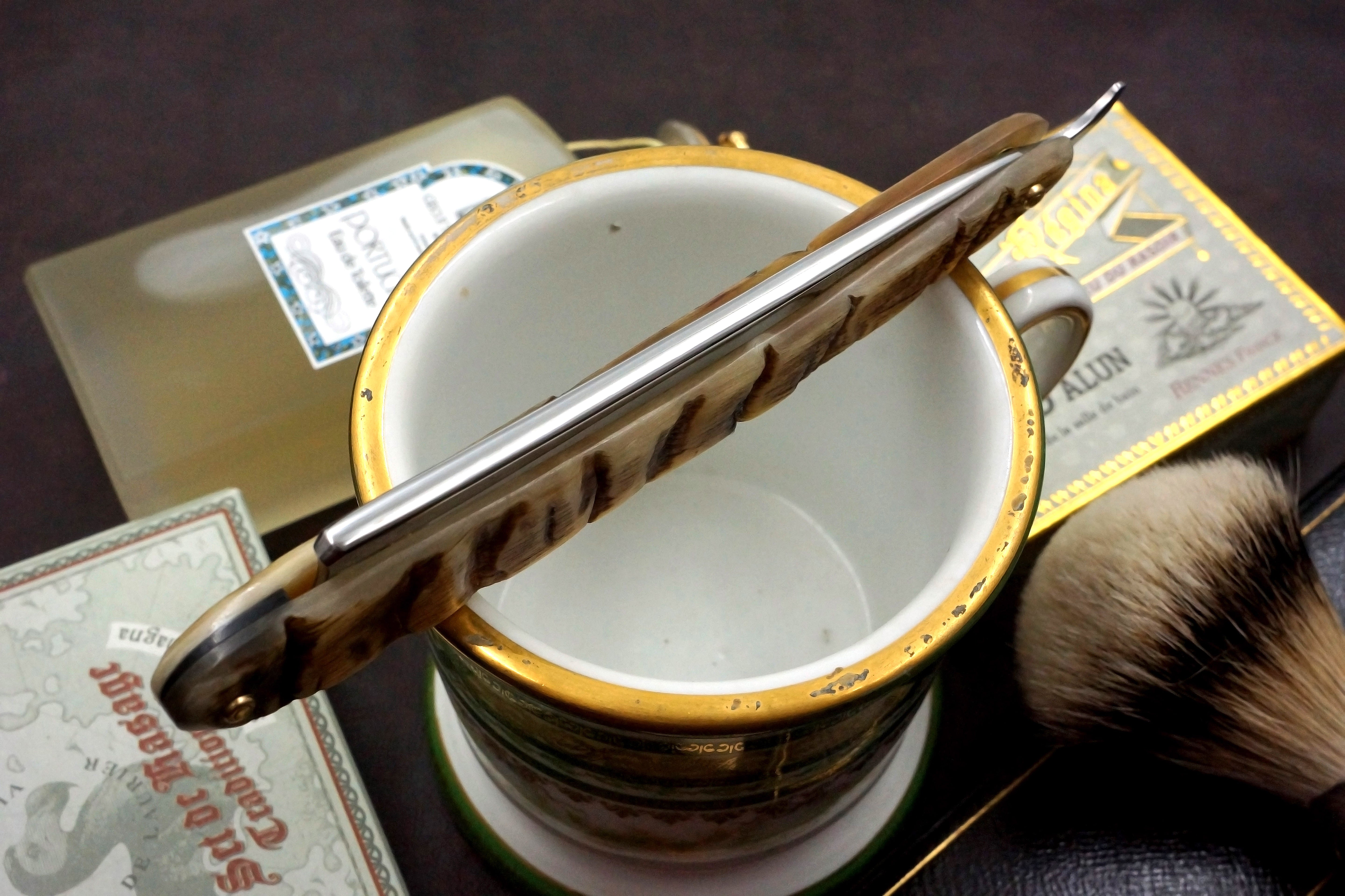 George Wostenholm & Sons - 5/8 Blade with New Rams Horn Scales - Fully Restored Sheffield Straight Razor - Shave Ready