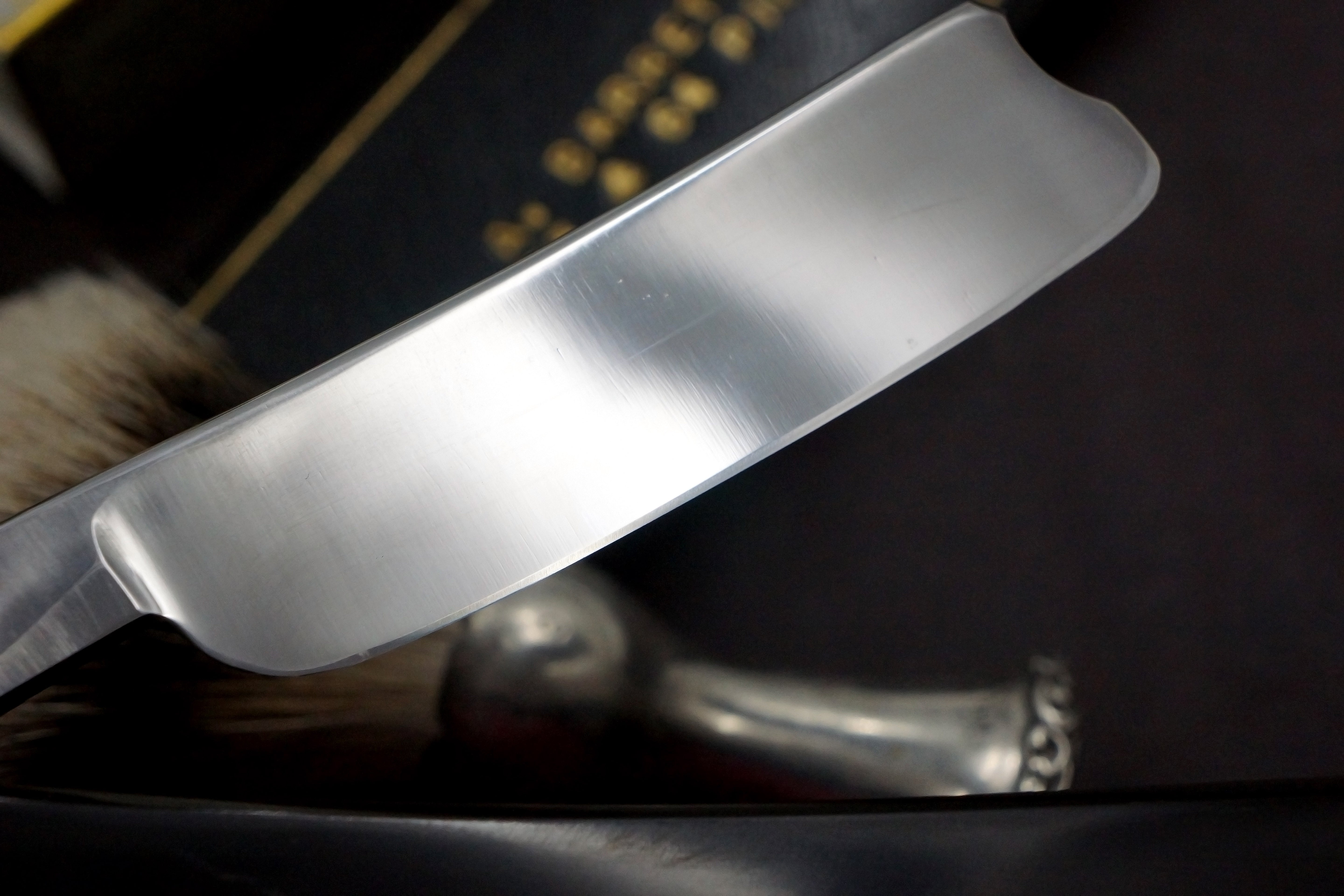 Manhattan Cutlery Co. - Restored 7/8 Washington Etch Sheffield Straight Razor with New Horn Scales - Shave Ready