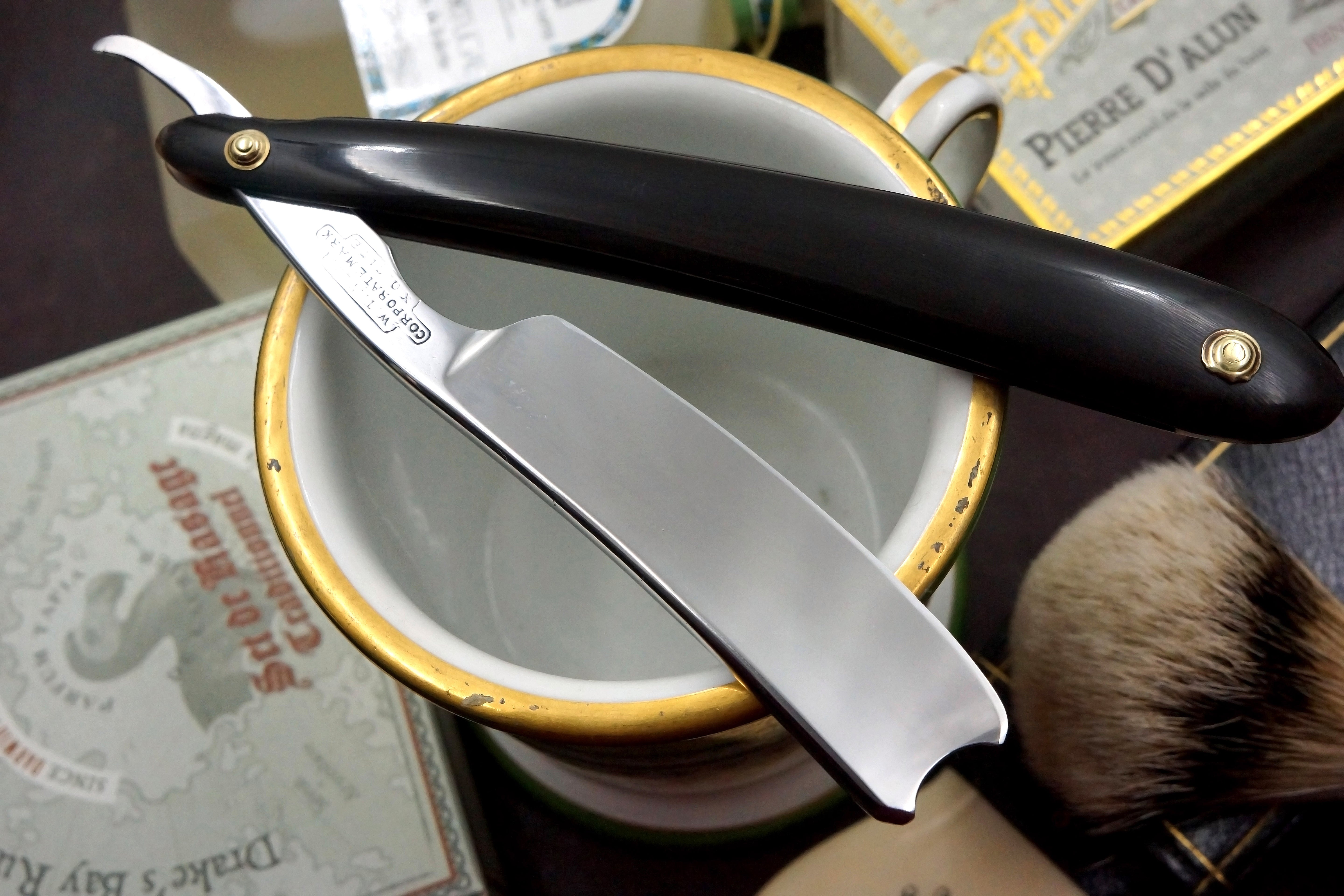 W. Taylor, XQ Site - 13/16 Vintage Sheffield Straight Razor with Original Horn Scales - Shave Ready