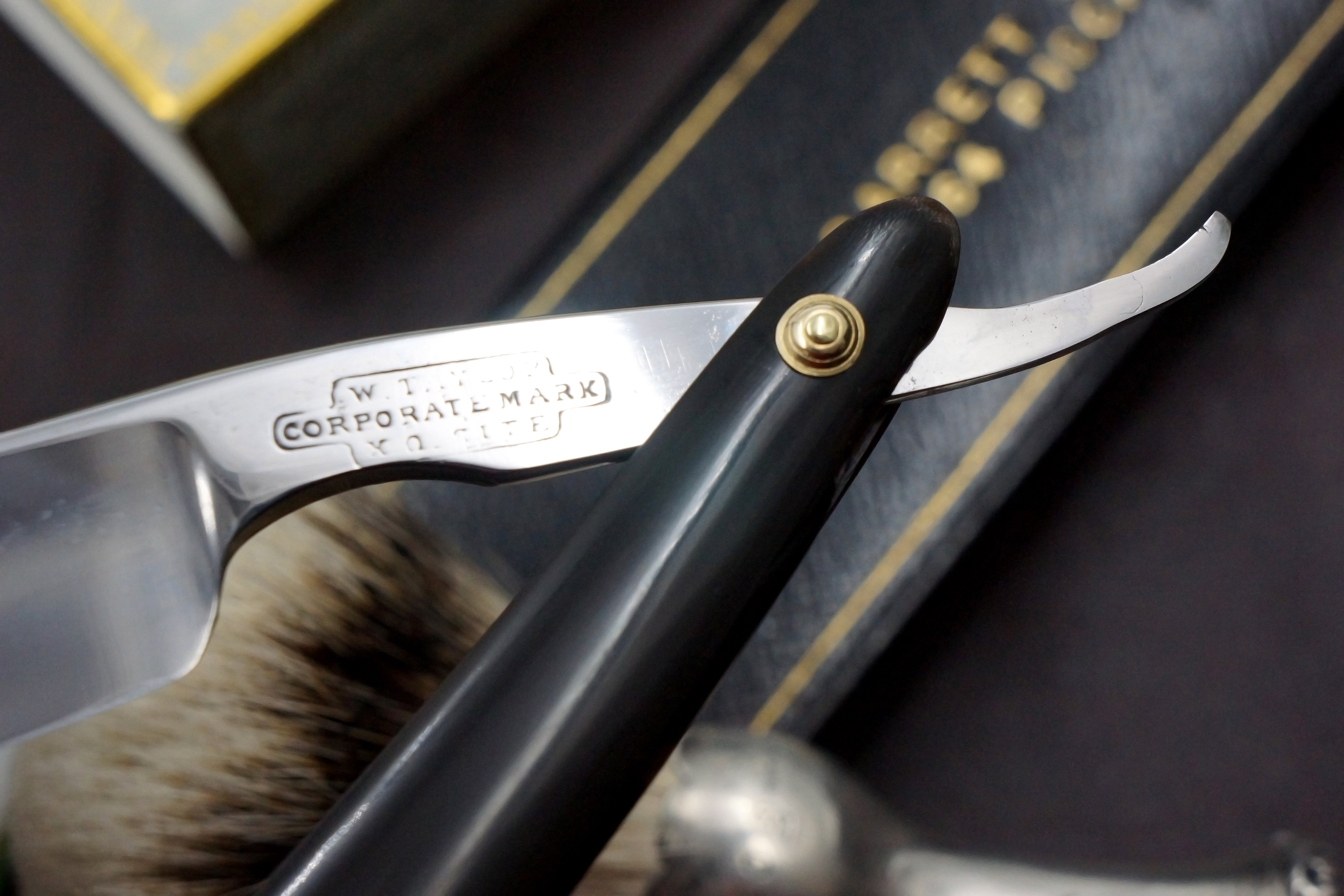 W. Taylor, XQ Site - 13/16 Vintage Sheffield Straight Razor with Original Horn Scales - Shave Ready