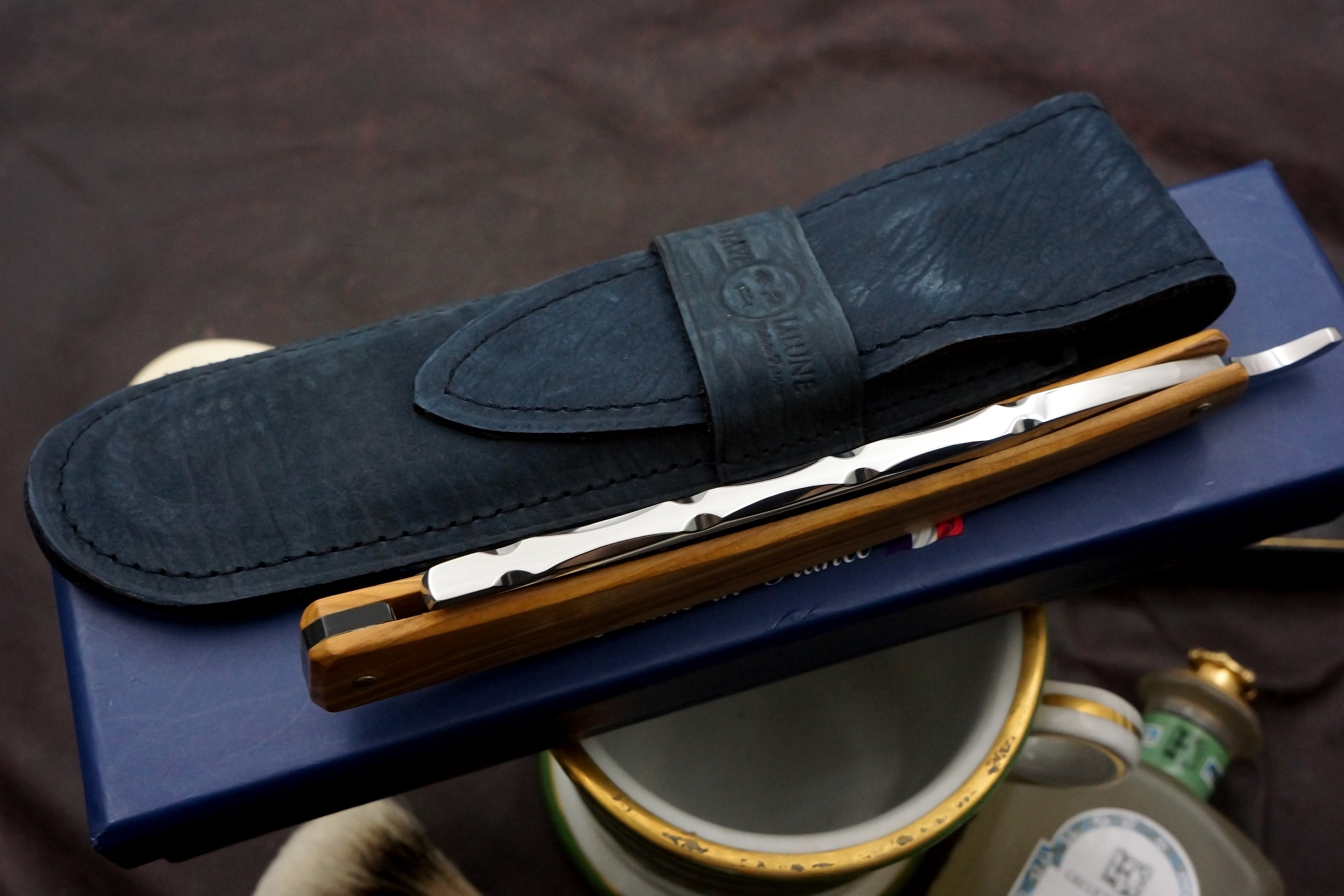 Gustave La Lune 6/8 Full Hollow Fancy Blade with Olivewood Scales - Excellent Preowned French Straight Razor - Shave Ready