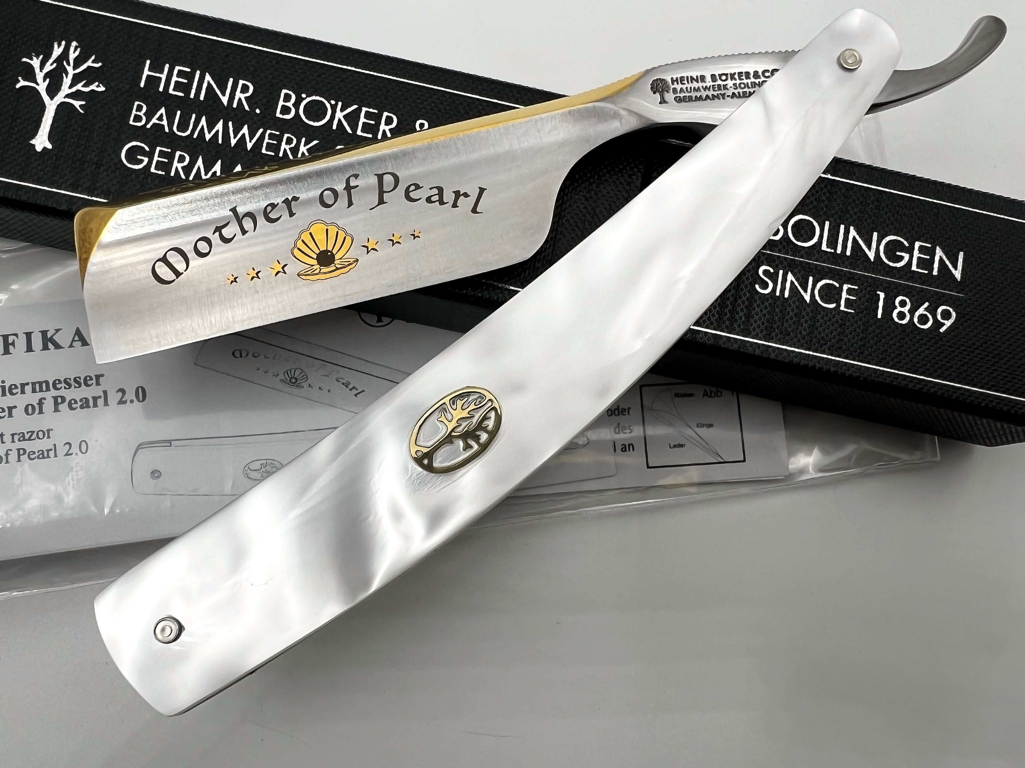 Boker Mother of Pearl 2.0 6/8 Singing Full Hollow Blade with Acrylic Scales Full Hollow Solingen Straight Razor