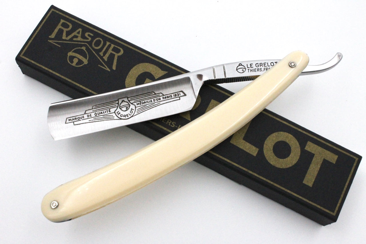 Le Grelot "Medaille d'or Paris 1931" by Thiers Issard 5/8 White Scales - Full Hollow Ground Straight Razor