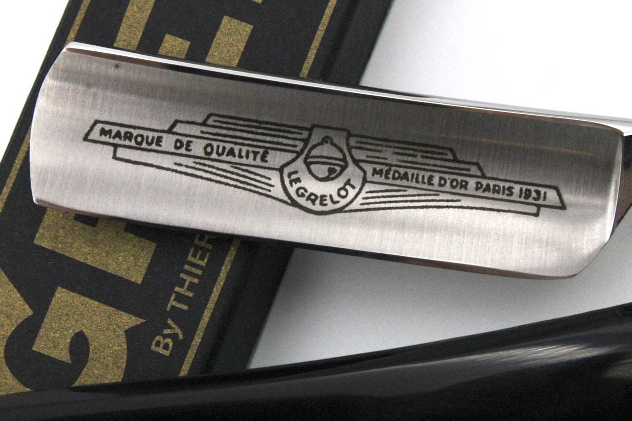 Le Grelot "Medaille d'or Paris 1931" by Thiers Issard 6/8 Black Scales - Full Hollow Ground Straight Razor