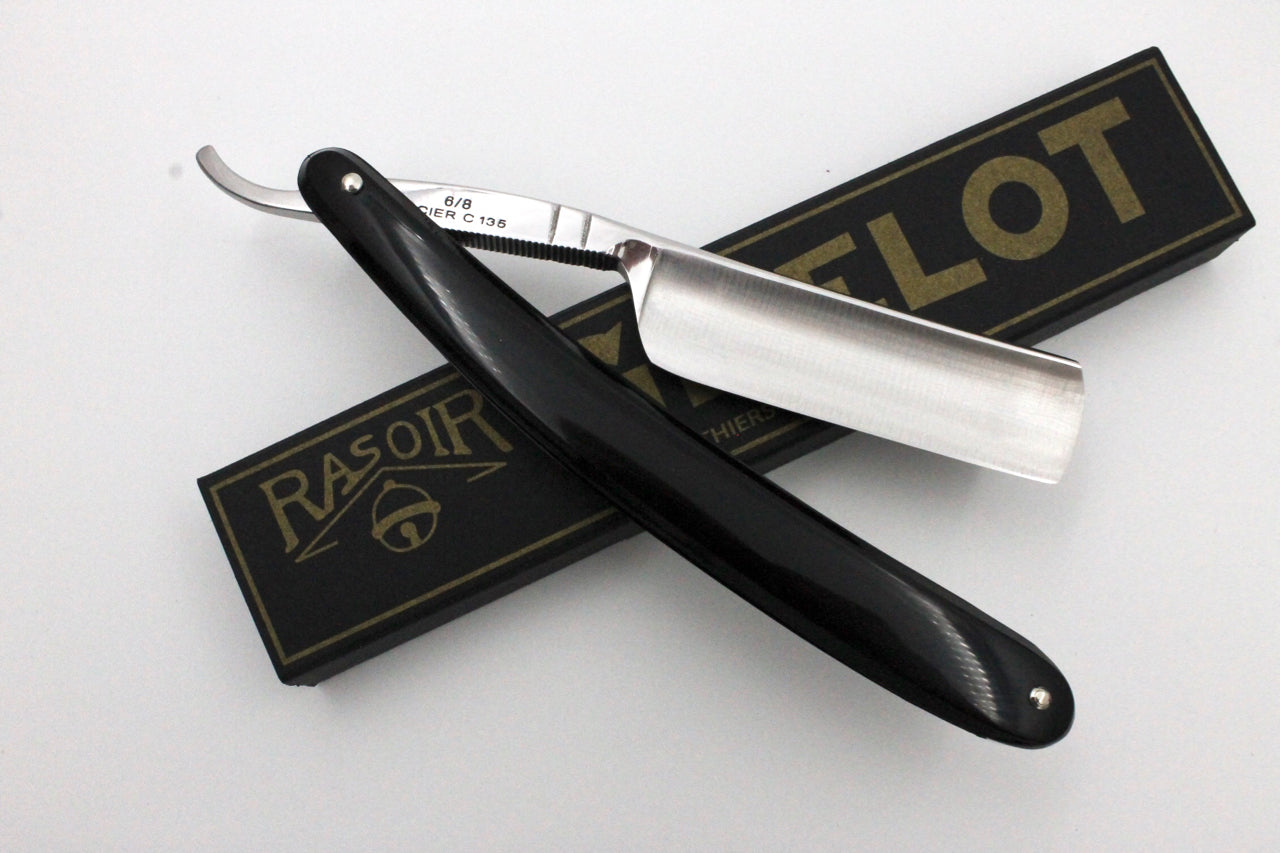 Le Grelot "Medaille d'or Paris 1931" by Thiers Issard 6/8 Black Scales - Full Hollow Ground Straight Razor