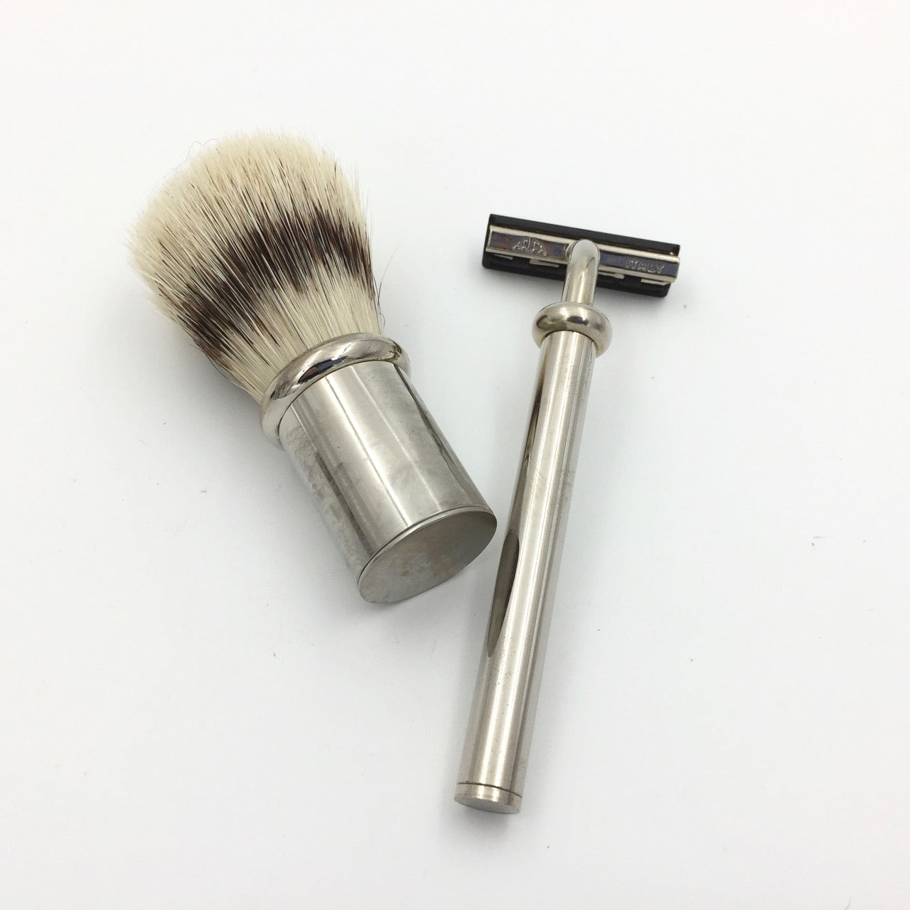 Arfa Vintage NOS Italian Shaving Set with TracII Razor, Badger Brush and Chrome Stand