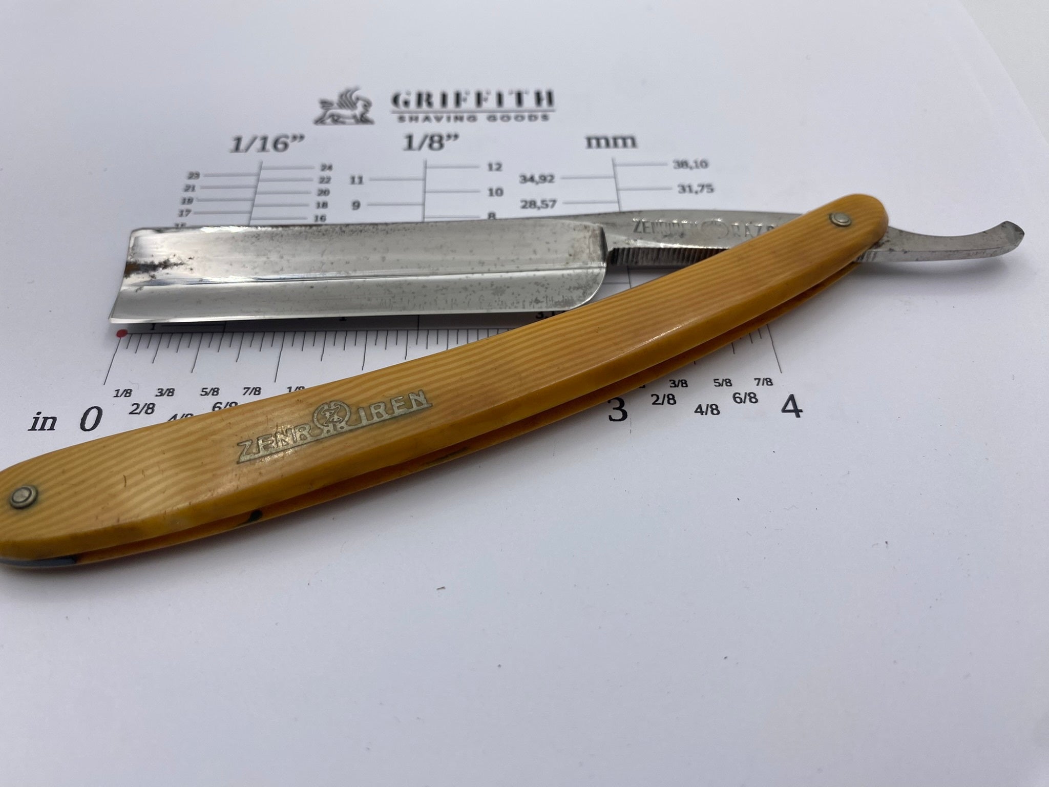 Vintage Zenriren Japanese Straight Razor for Restoration