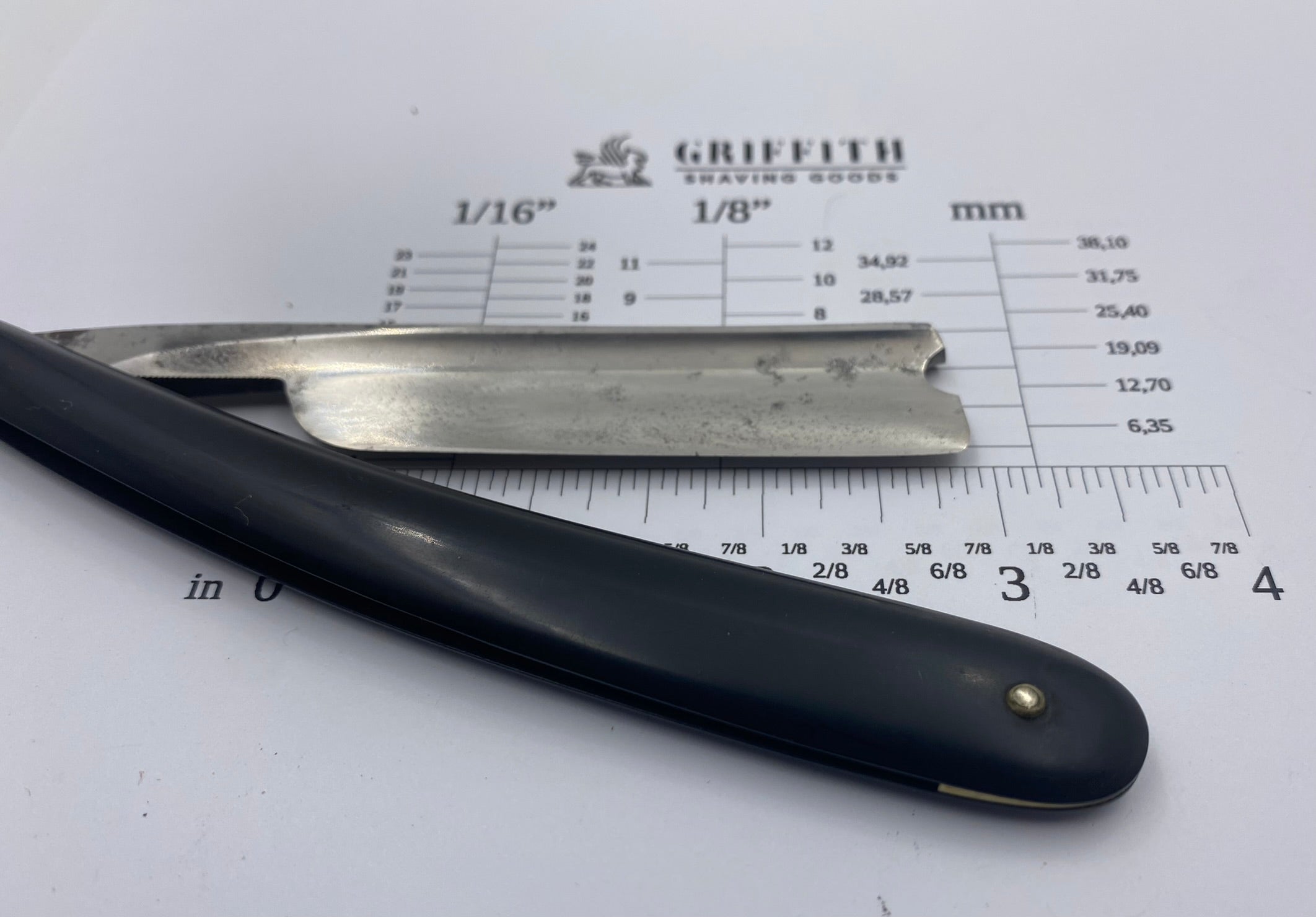 Vintage Robeson Cutlery American Straight Razor for Restoration