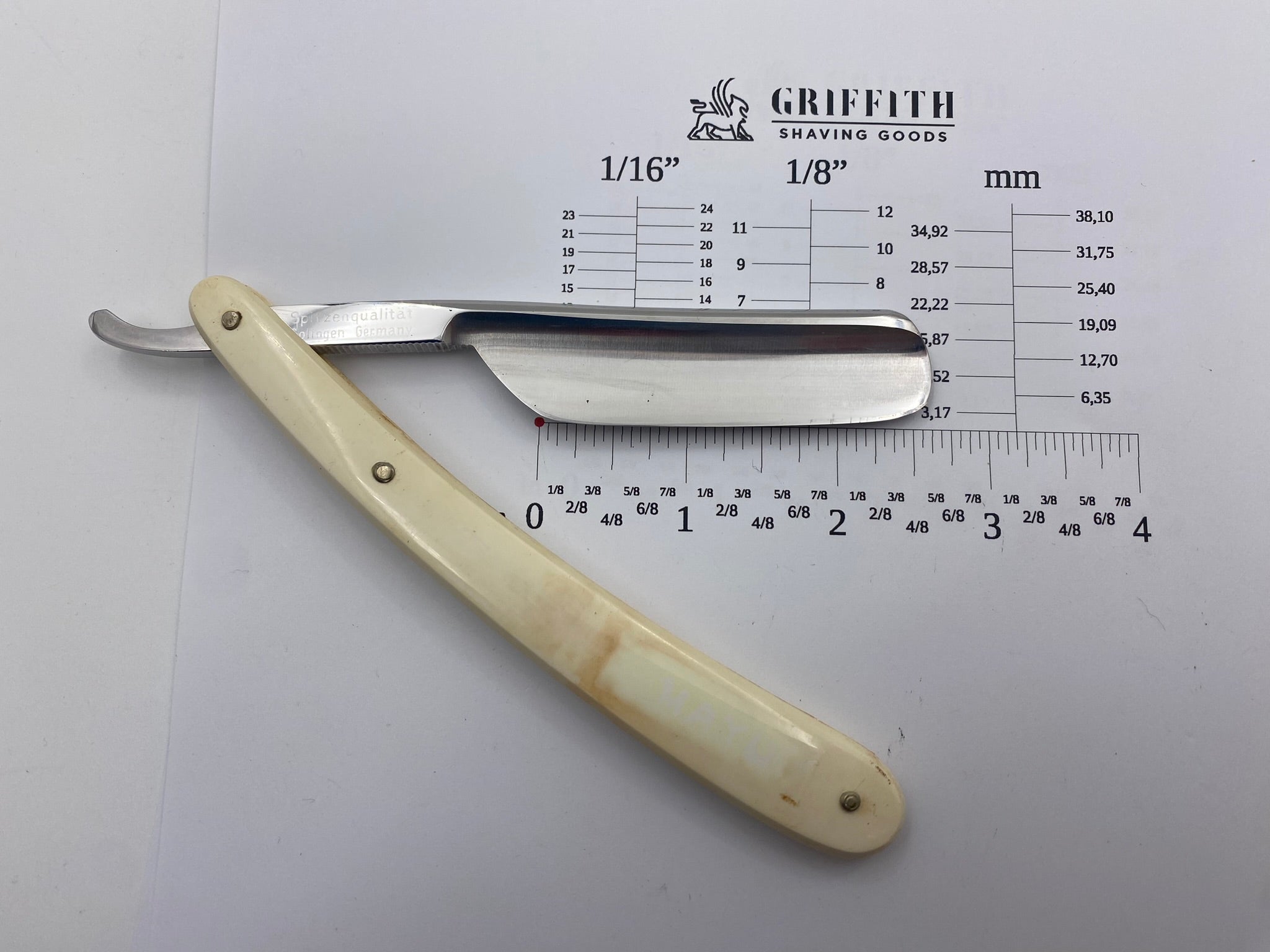 Vintage Bismarck German Straight Razor for Restoration