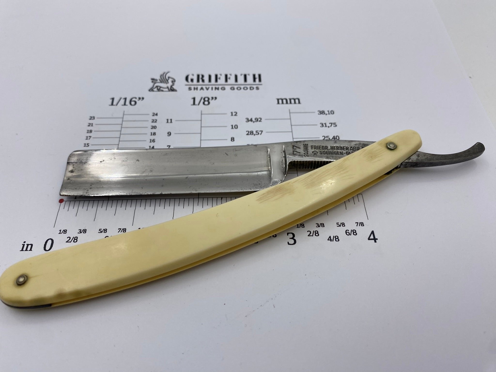 Vintage Friedrich Herder 77 German Straight Razor for Restoration