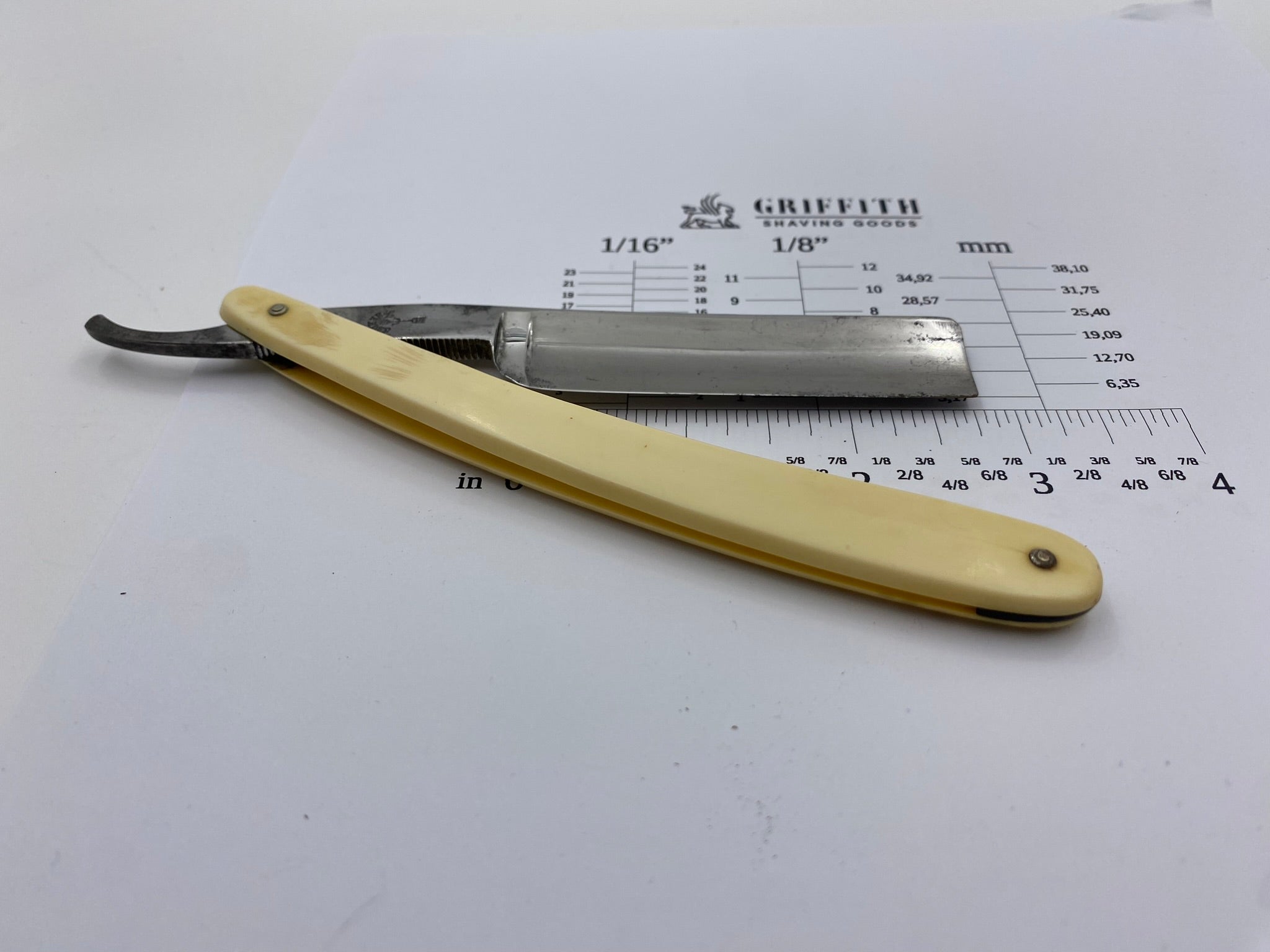 Vintage Friedrich Herder 77 German Straight Razor for Restoration