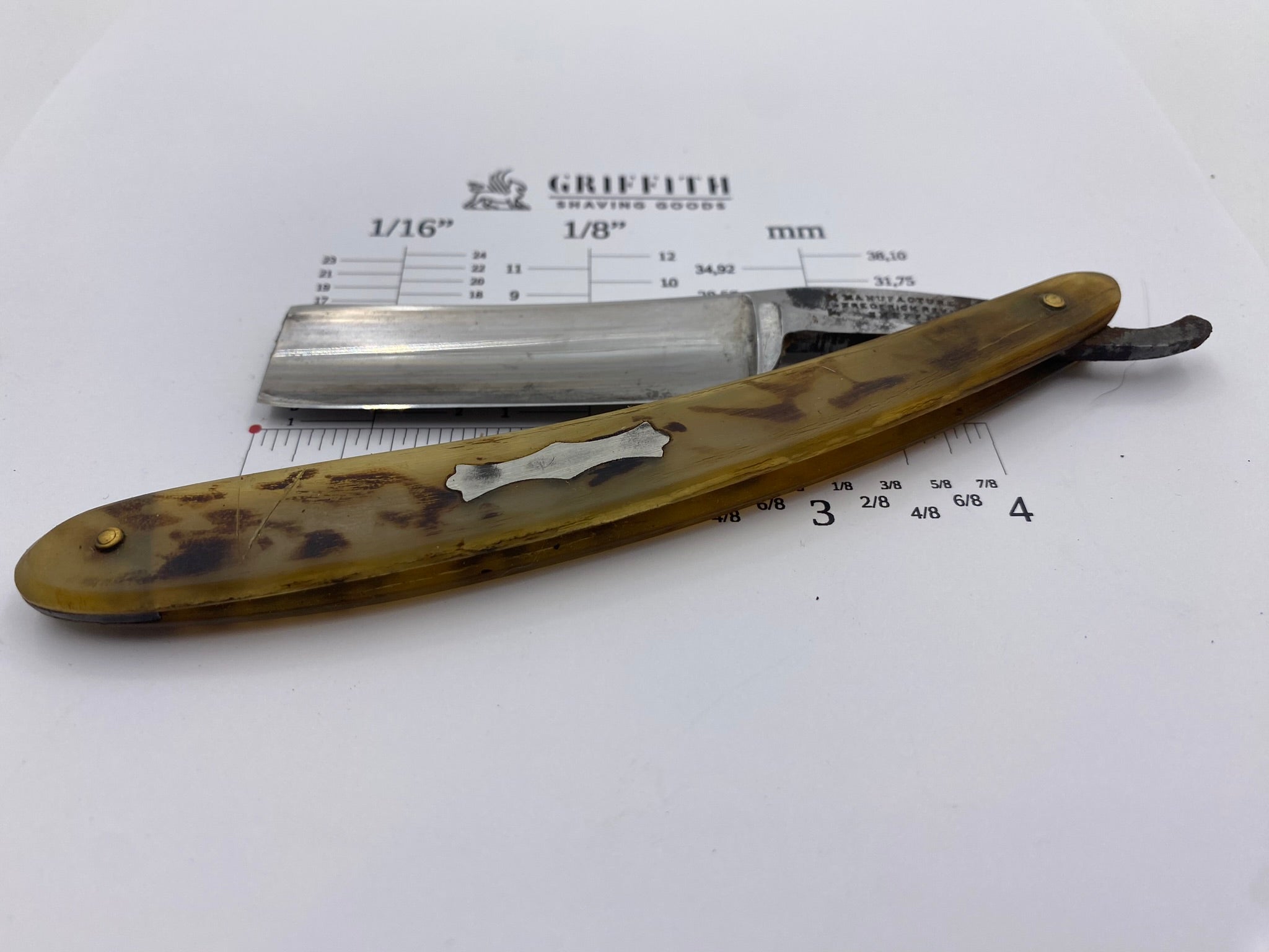 Vintage Frederick Reynolds English Straight Razor for Restoration