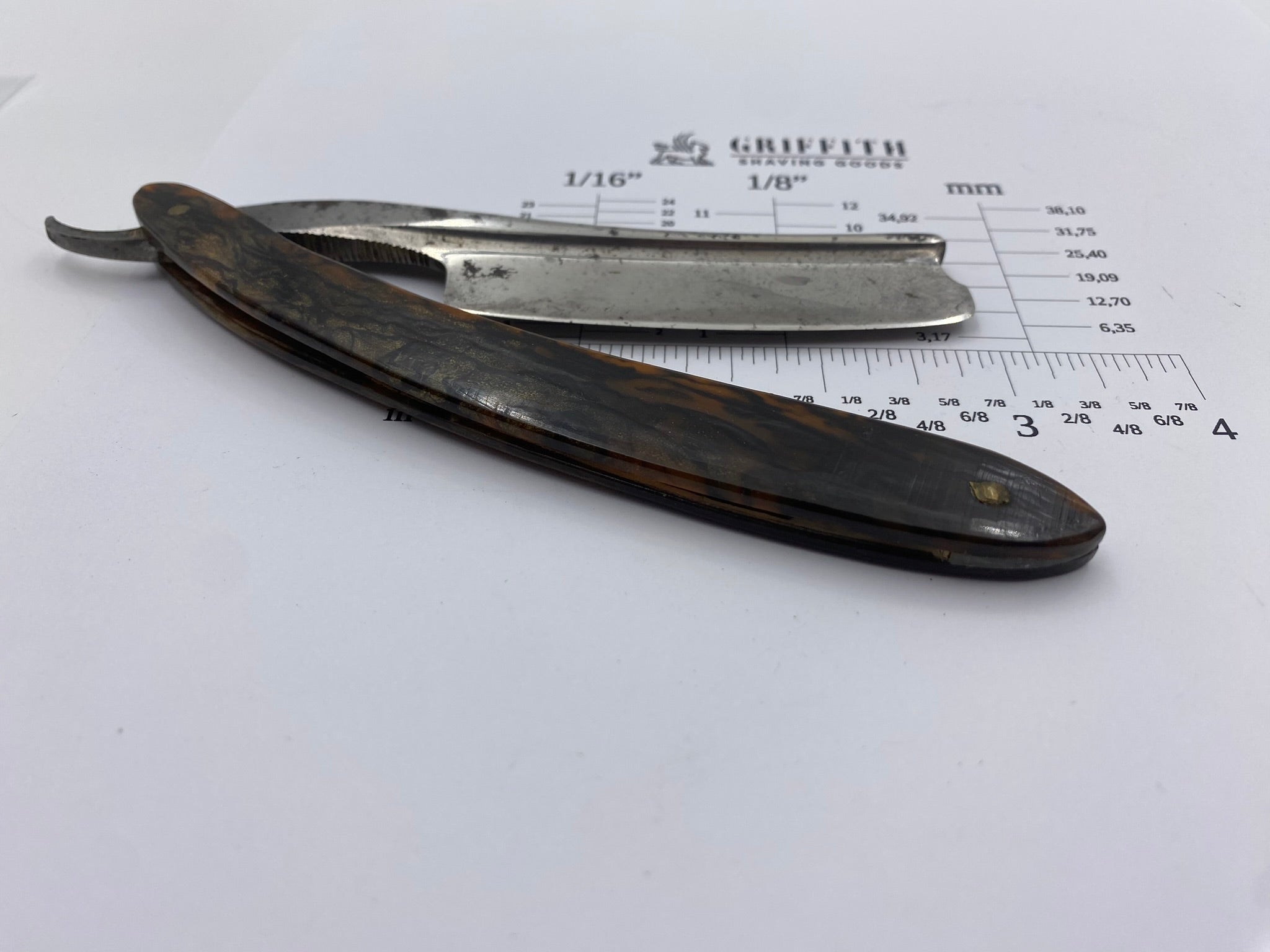 Vintage Wade & Butcher English Straight Razor for Restoration