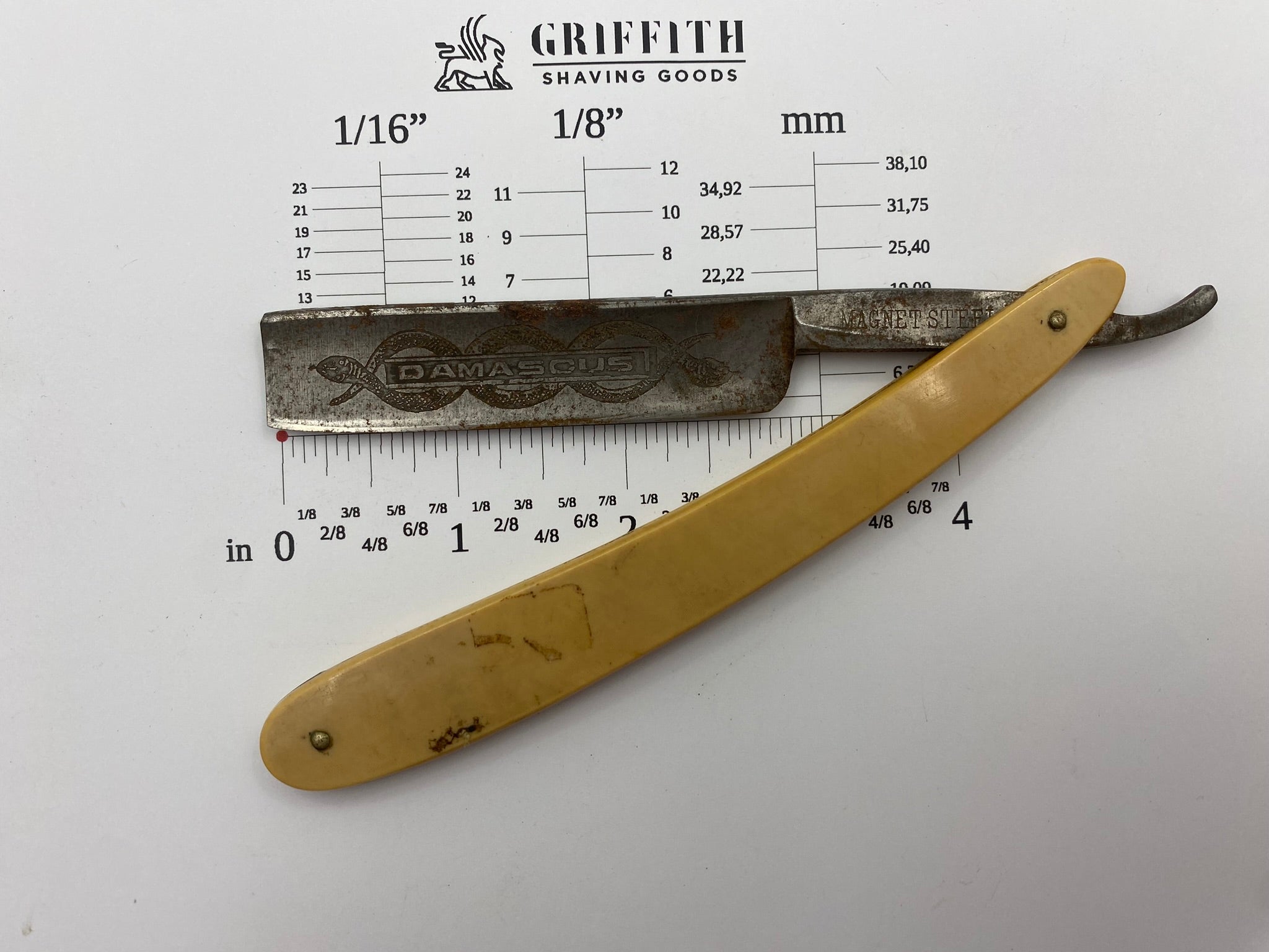 Vintage Magnetic Steel Damascus Straight Razor for Restoration