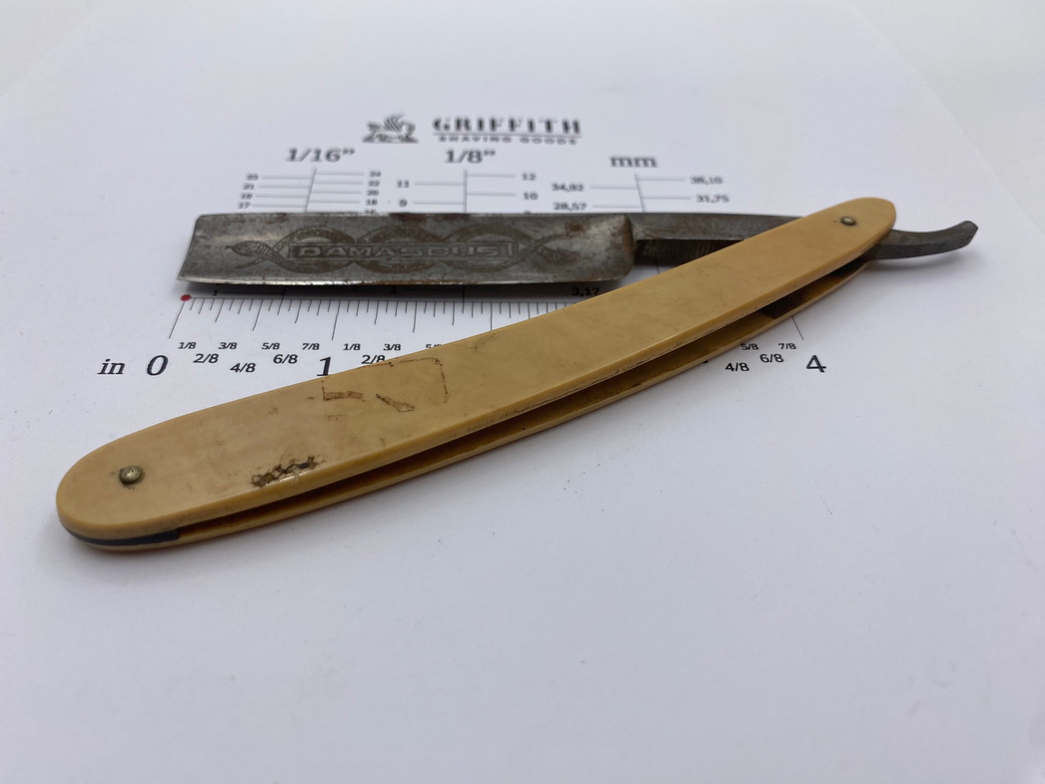 Vintage Magnetic Steel Damascus Straight Razor for Restoration