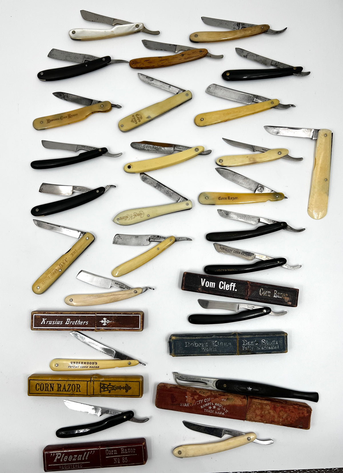 Vintage Straight Razors – Page 2