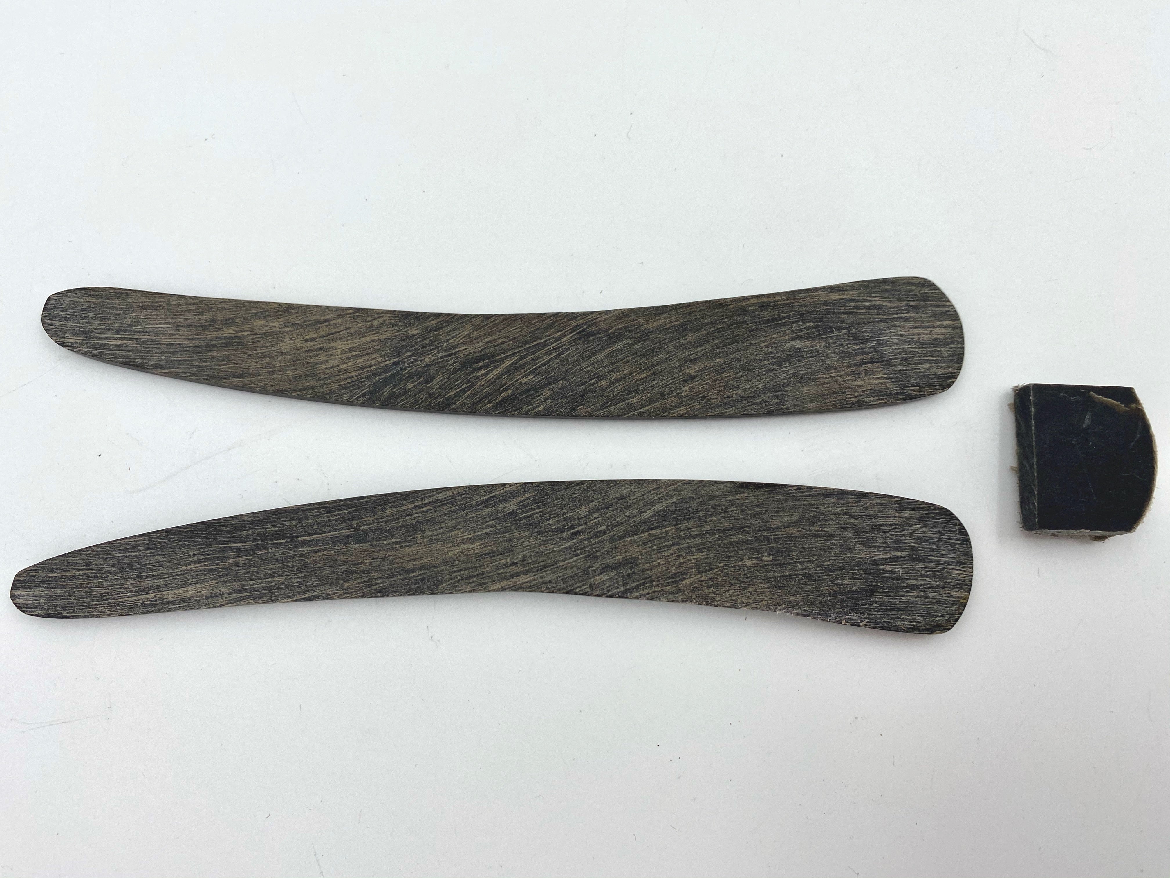 Straight Razor Scales for 7/8-8/8 Blades - Black with white streaks Buffalo Horn - One Pair/Set