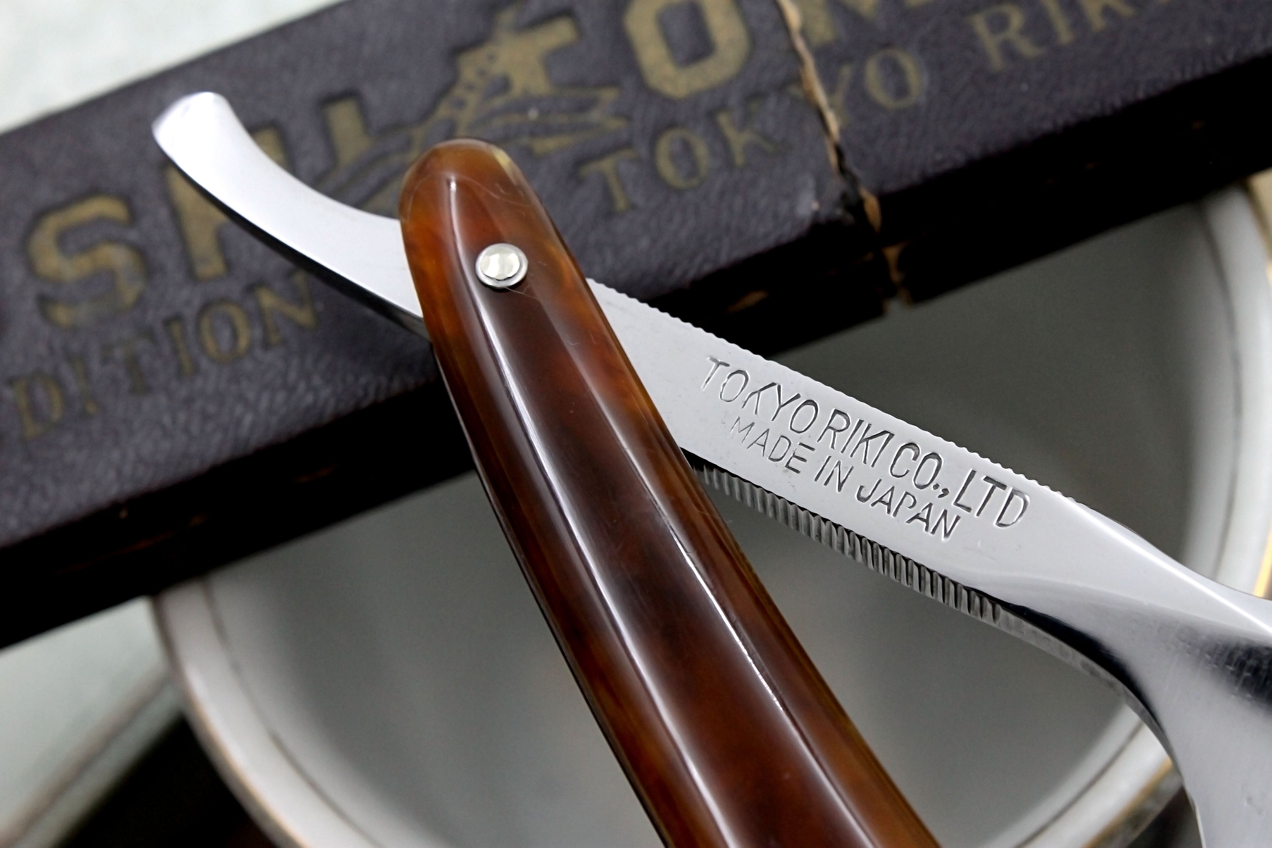 Hoshi Tombo 6000 - Excellent 6/8 Vintage Japanese Straight Razor - Shave Ready