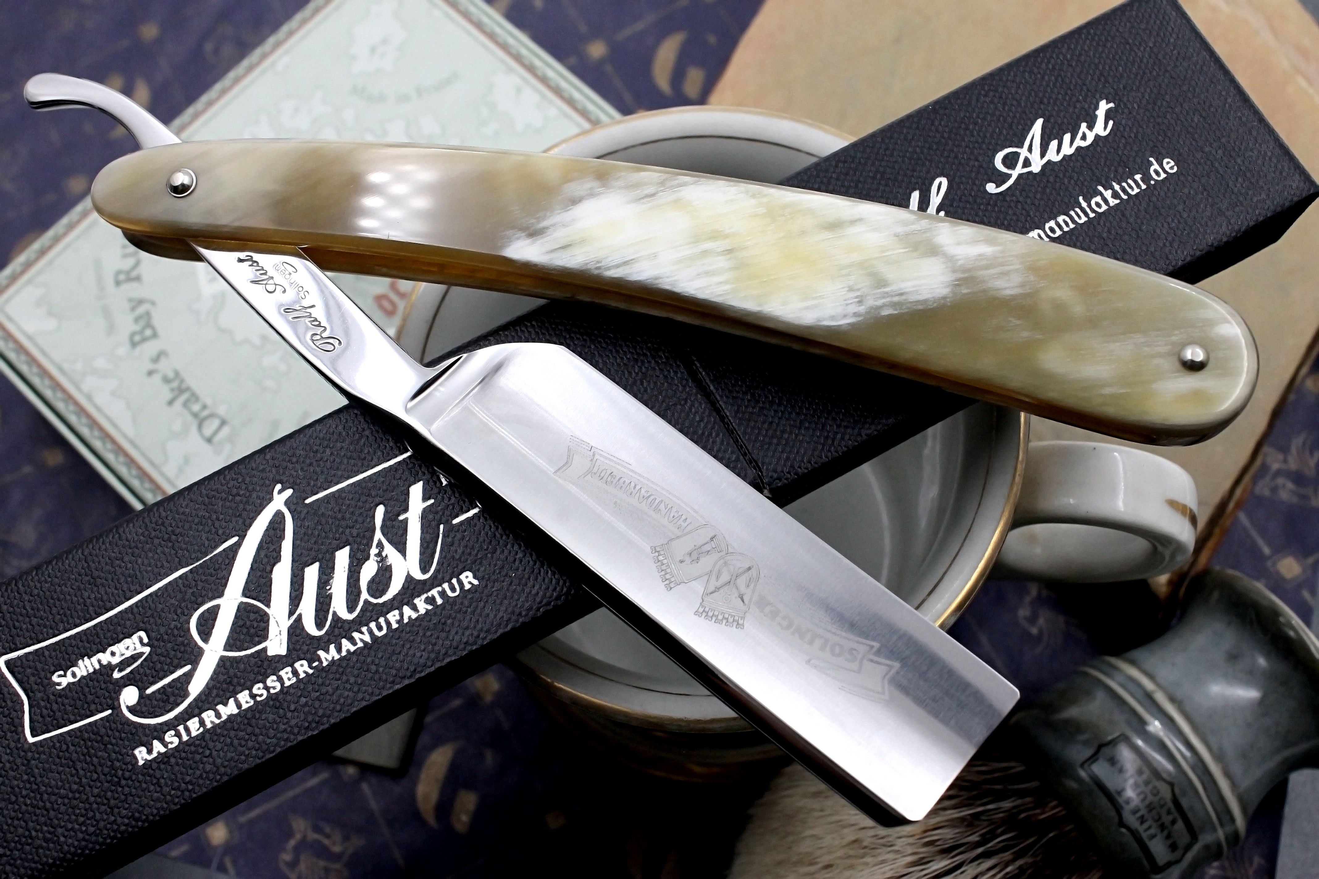 Ralf Aust 6/8 Full Hollow Blade with Horn Scales - Preowned Solingen Straight Razor - Shave Ready