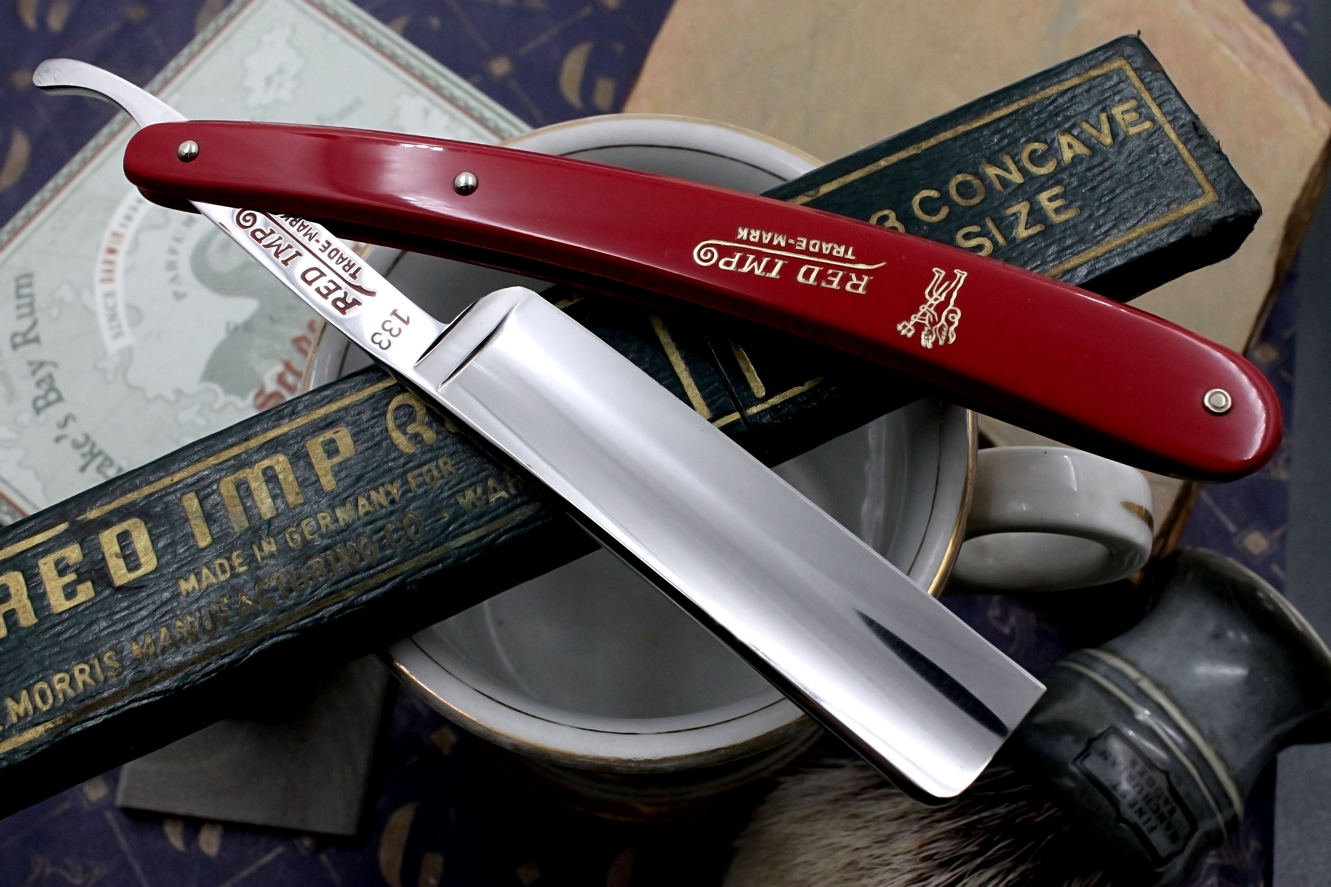 Morris Mfg. Co. - Pristine 11/16 "Red Imp" No.133 Full Hollow Blade - Solingen Straight Razor - Shave Ready