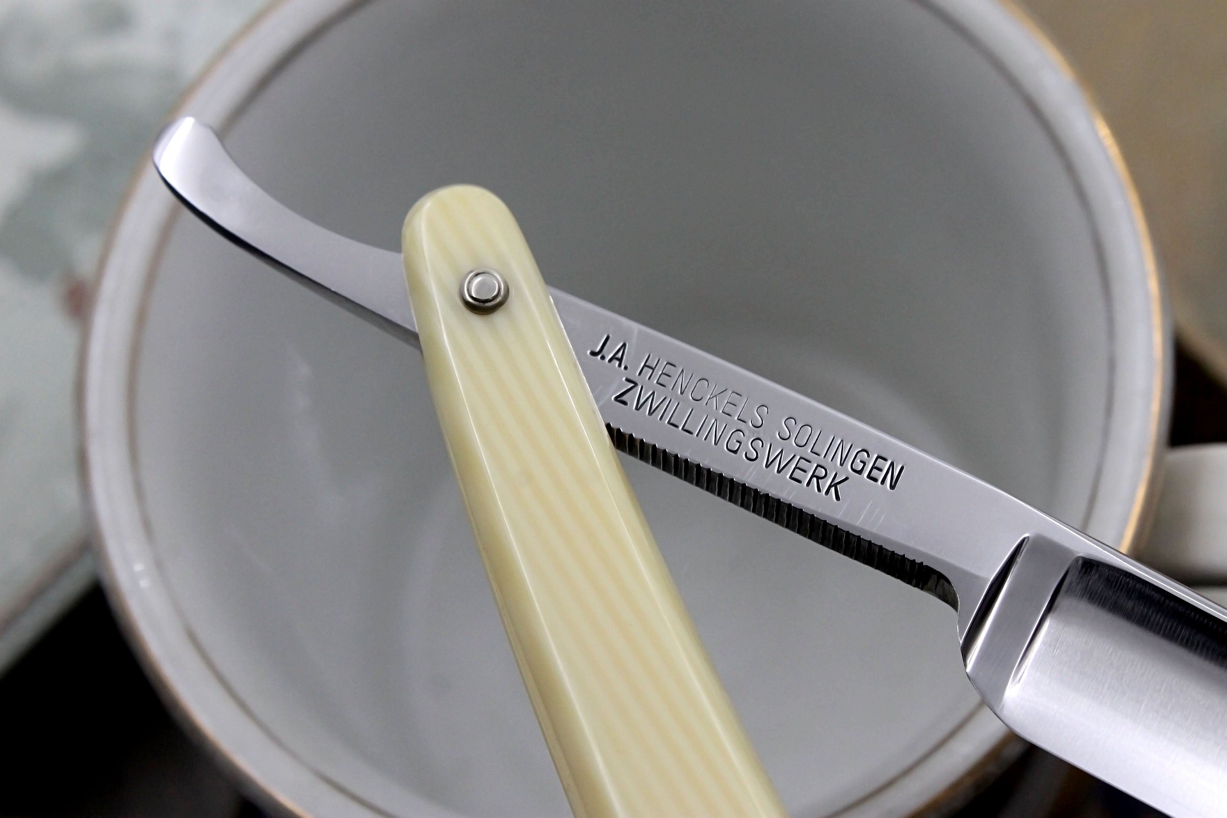 Henckels Friodur 3/8 No. 89 1/2 - Near Pristine Stainless Steel - Solingen Straight Razor - Shave Ready